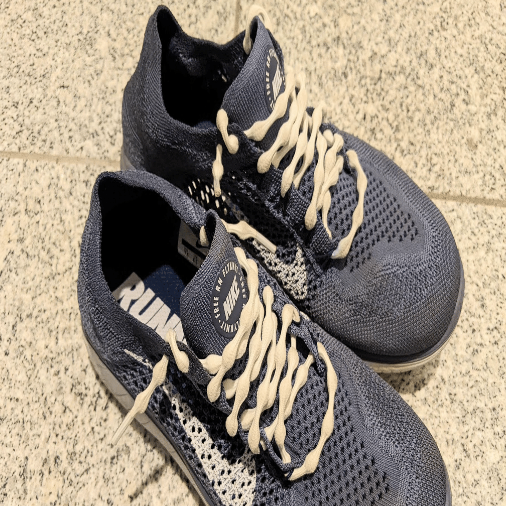 TITLE（タイトル） ボクシングシューズ 黒 【紐 ゴム紐に変えてます