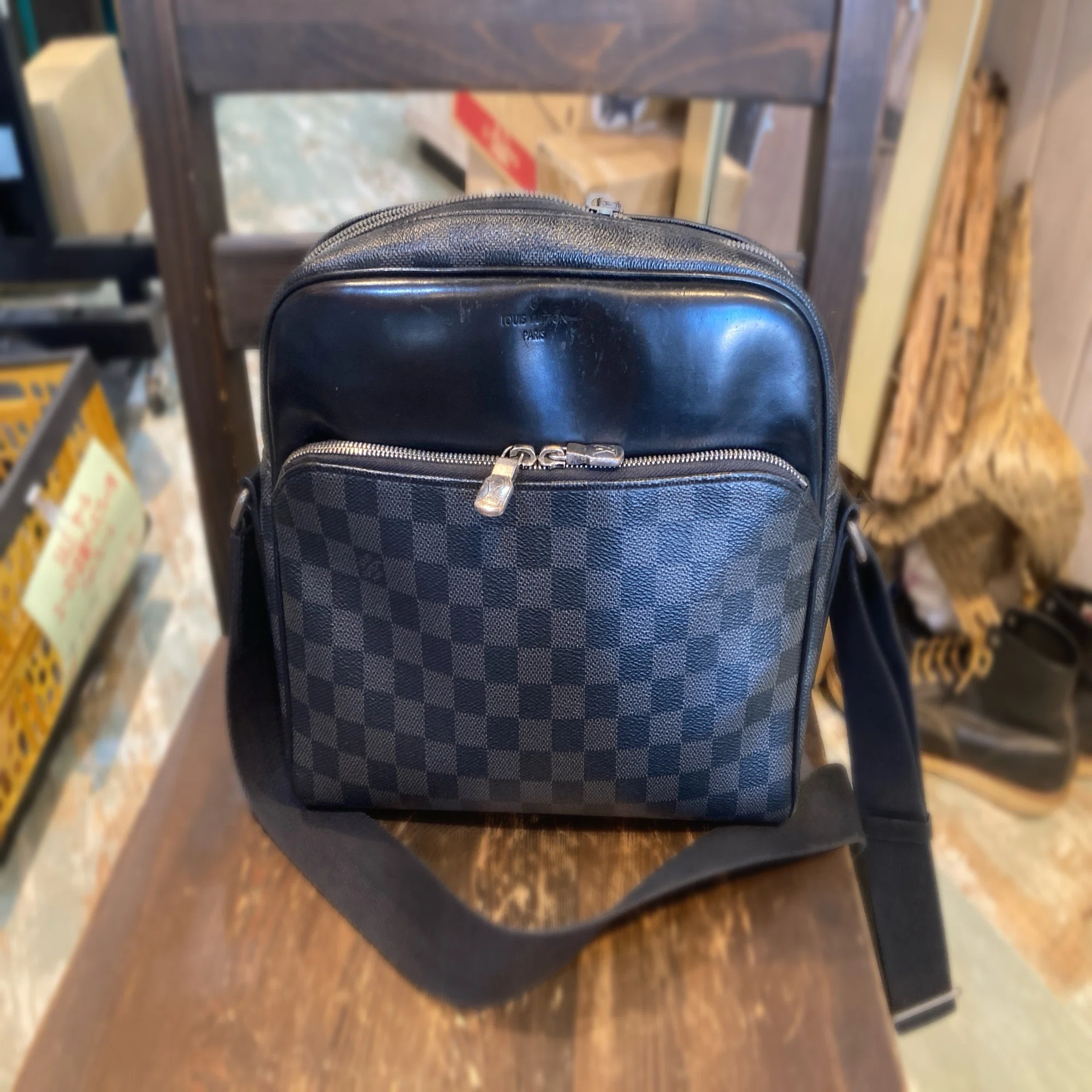 ファスナー修理/スライダー交換】Louis Vuitton/ルイヴィトン 
