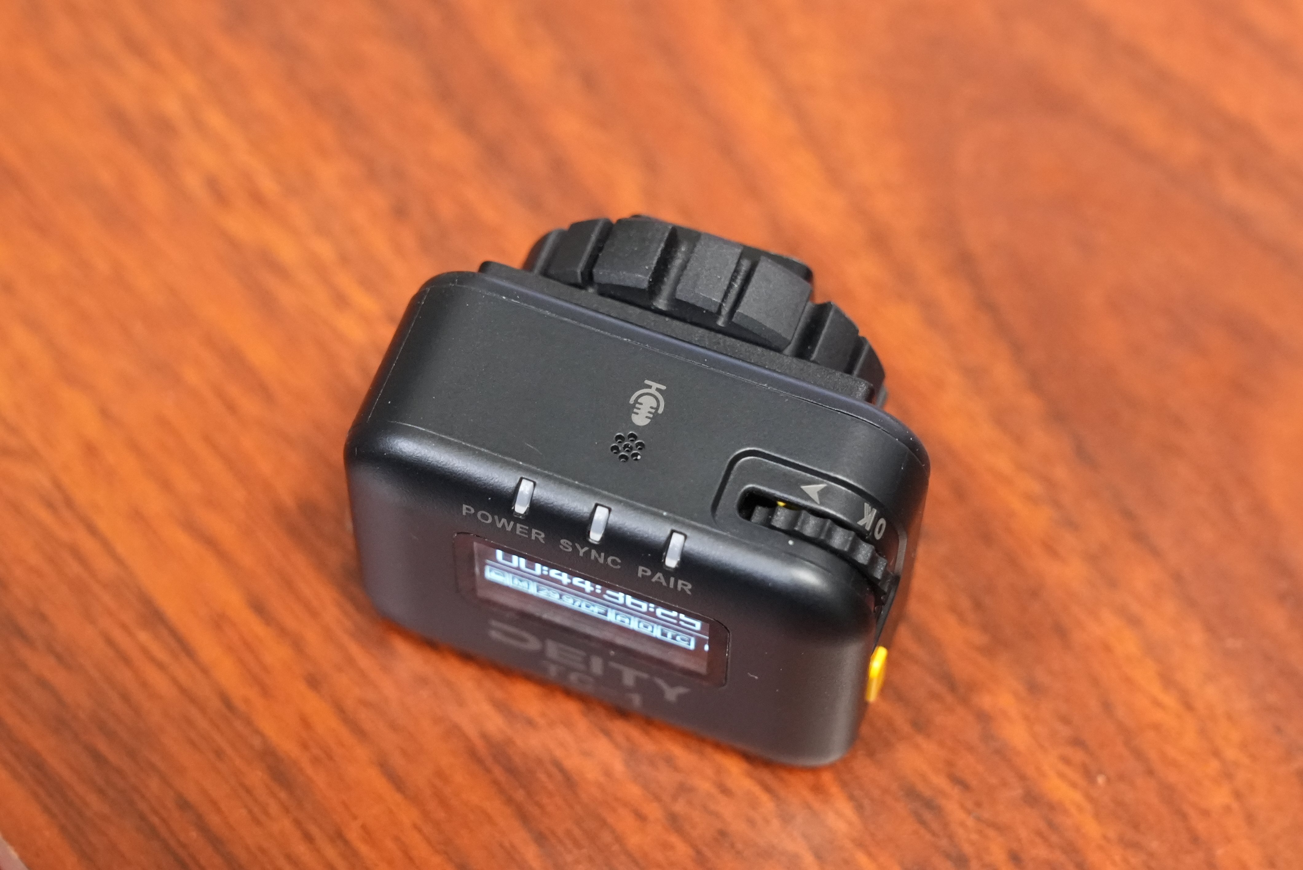 ワイヤレスでタイムコードを同期する機材「DEITY TC-1」を試して ワイヤレスでタイムコードを同期する機材「DEITY TC-1」を試して