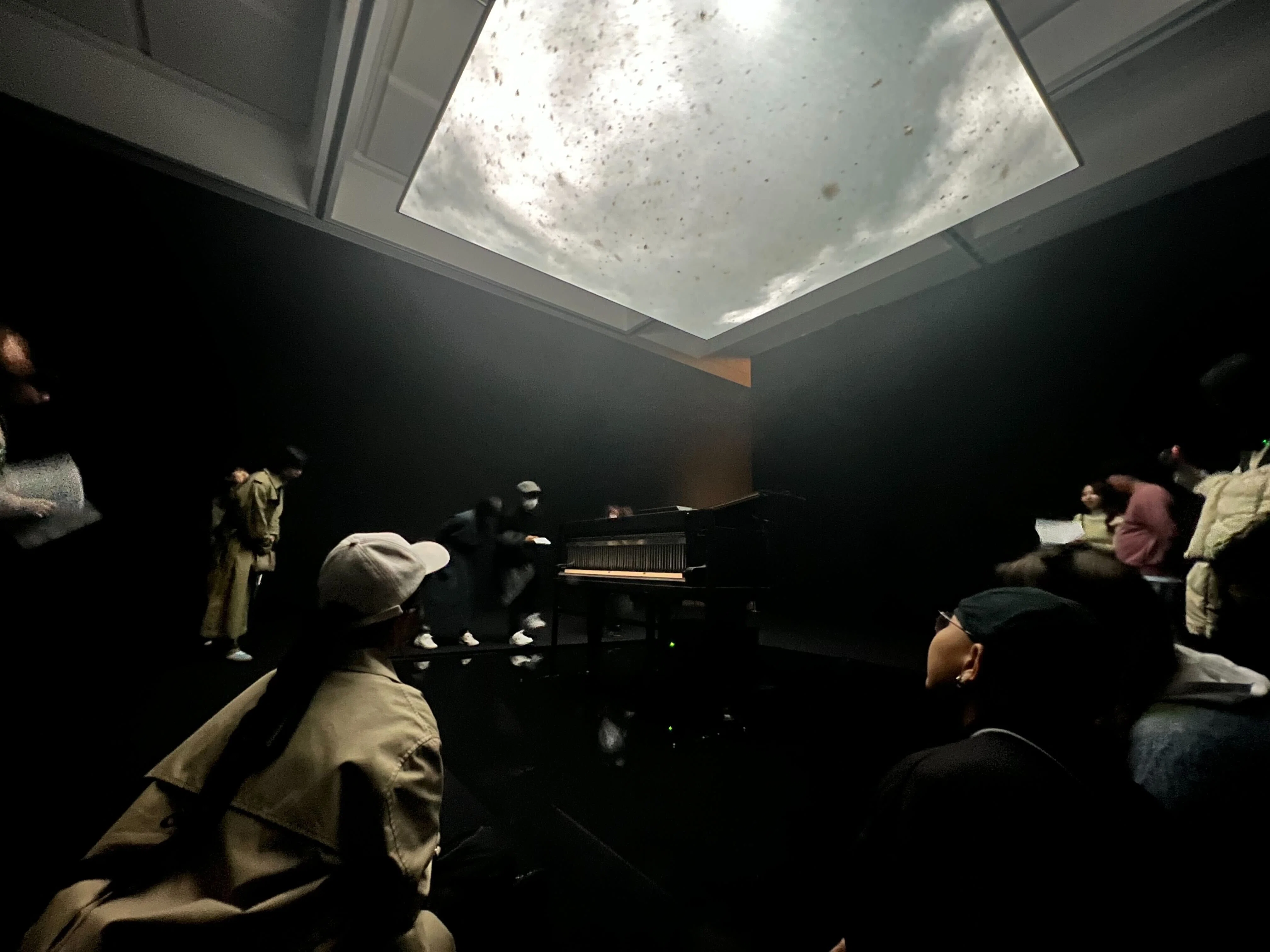 音楽に詳しくなくても楽しめる！坂本龍一展で“音を視る”を体験してきた