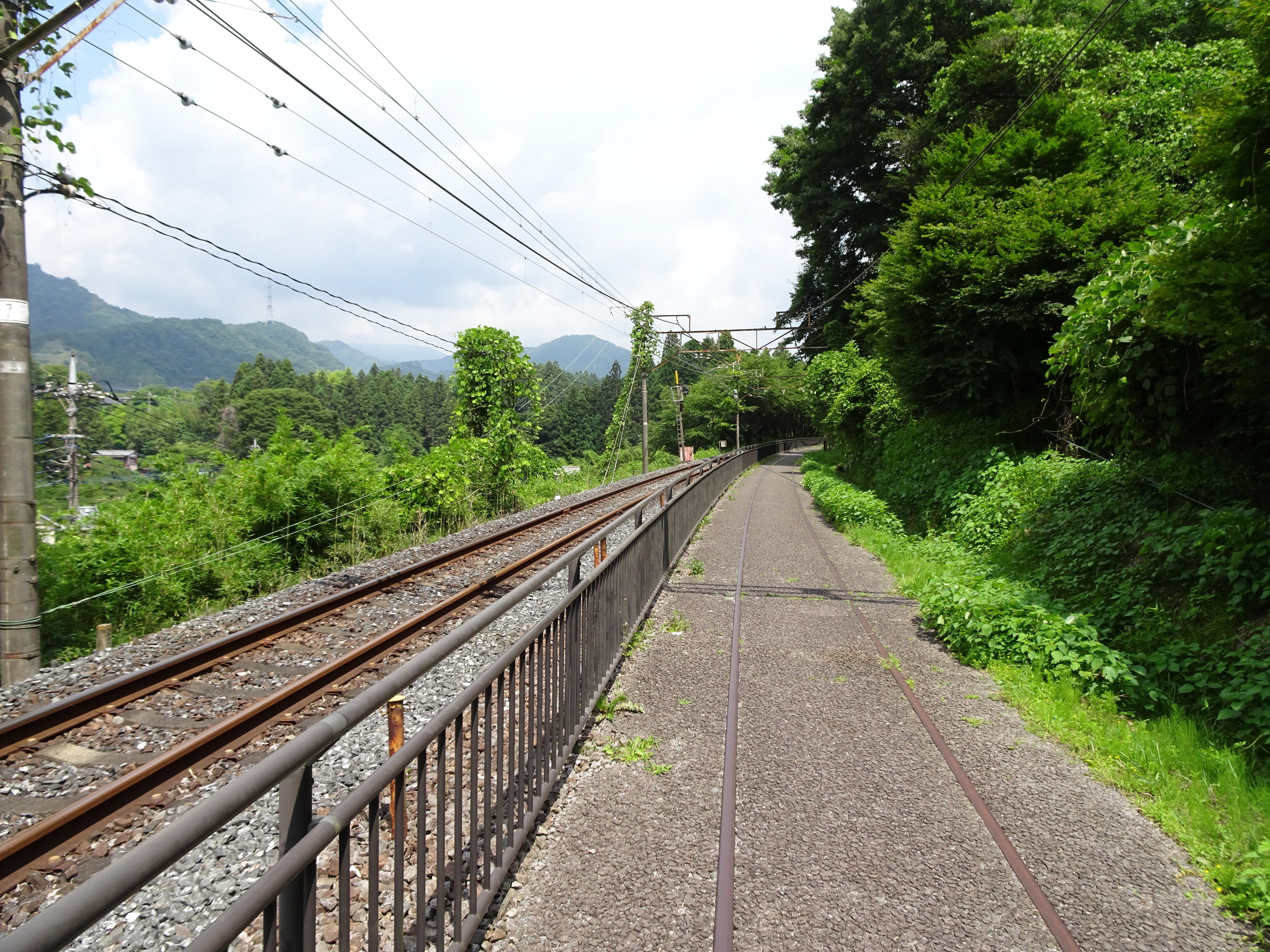 碓氷峠を歩いた話。｜まーてぃふ