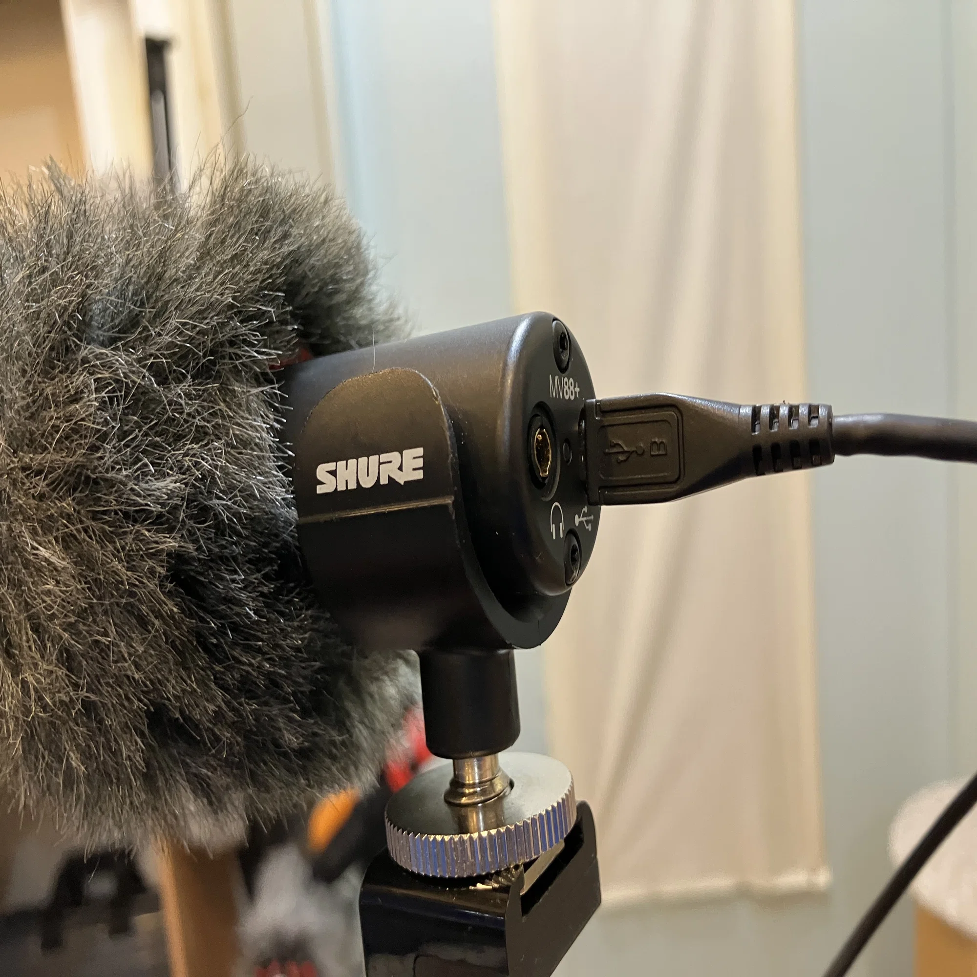 SHURE シュア とどい / MV88+ (MV88+DIG-VIDKIT) ビデオキット