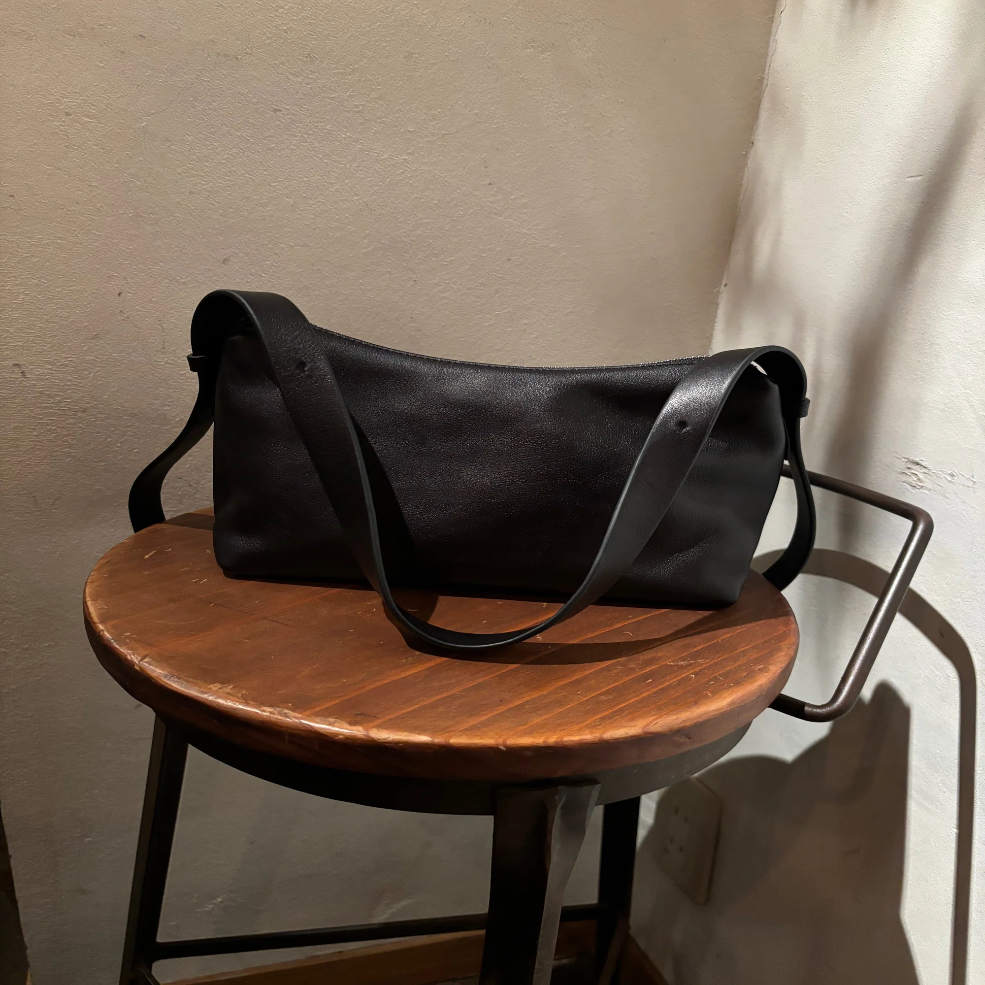 enof leather mini bag バッグ 2024年買ってよかったもの｜yuki｜スタイルの見つけ方