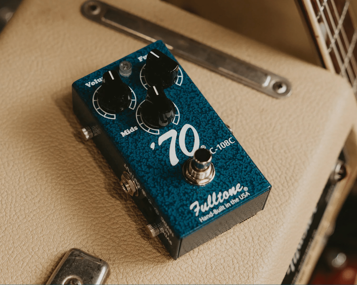 Fulltone '70 Fuzz 初期ラージケース個体 フルトーンが帰ってきた!70年代名作ファズを再現した「Fulltone