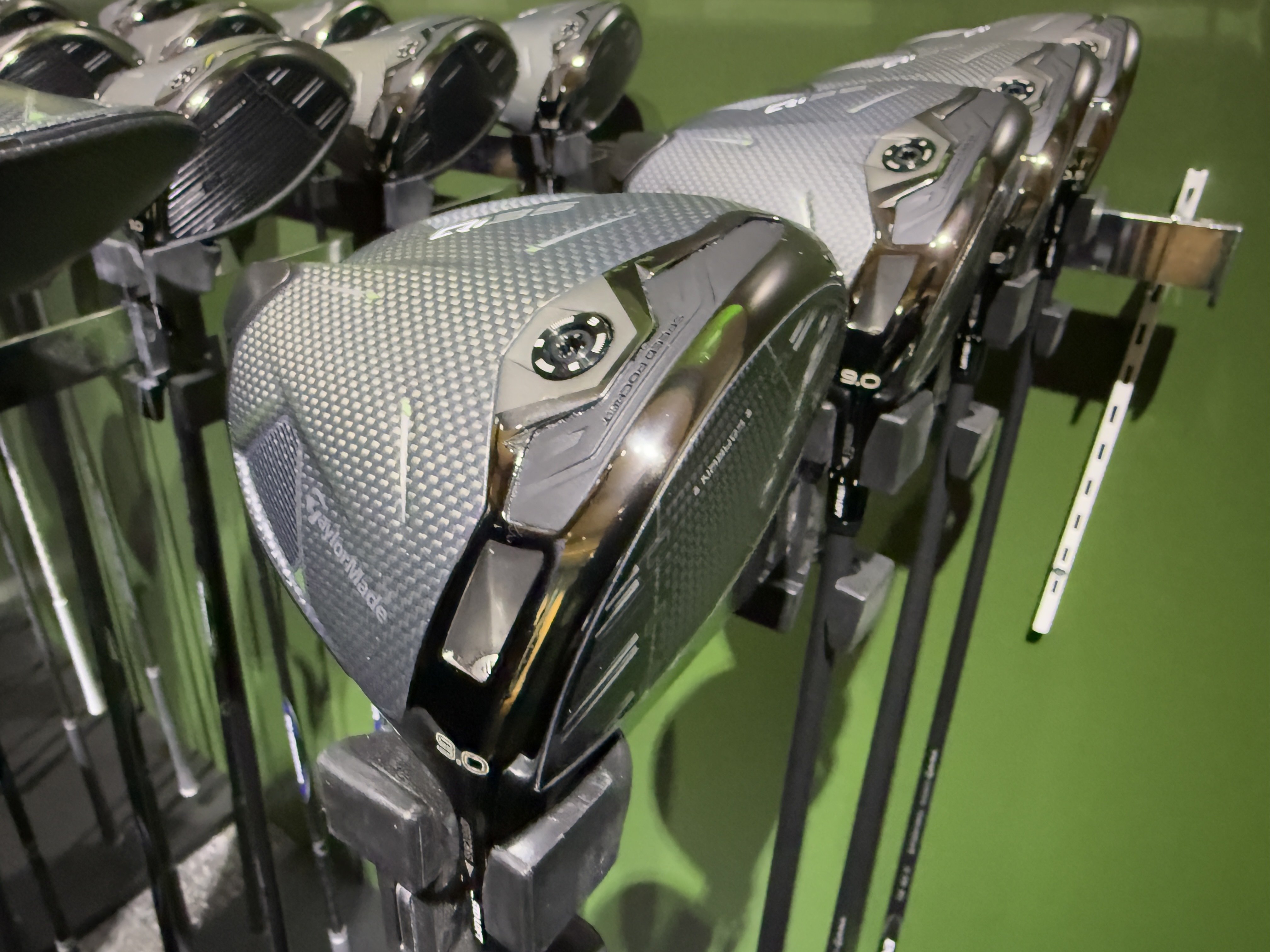 テーラーメイド Qi35LS Qi35 LS ドライバー | Qi35 LS Driver | TaylorMade Golf