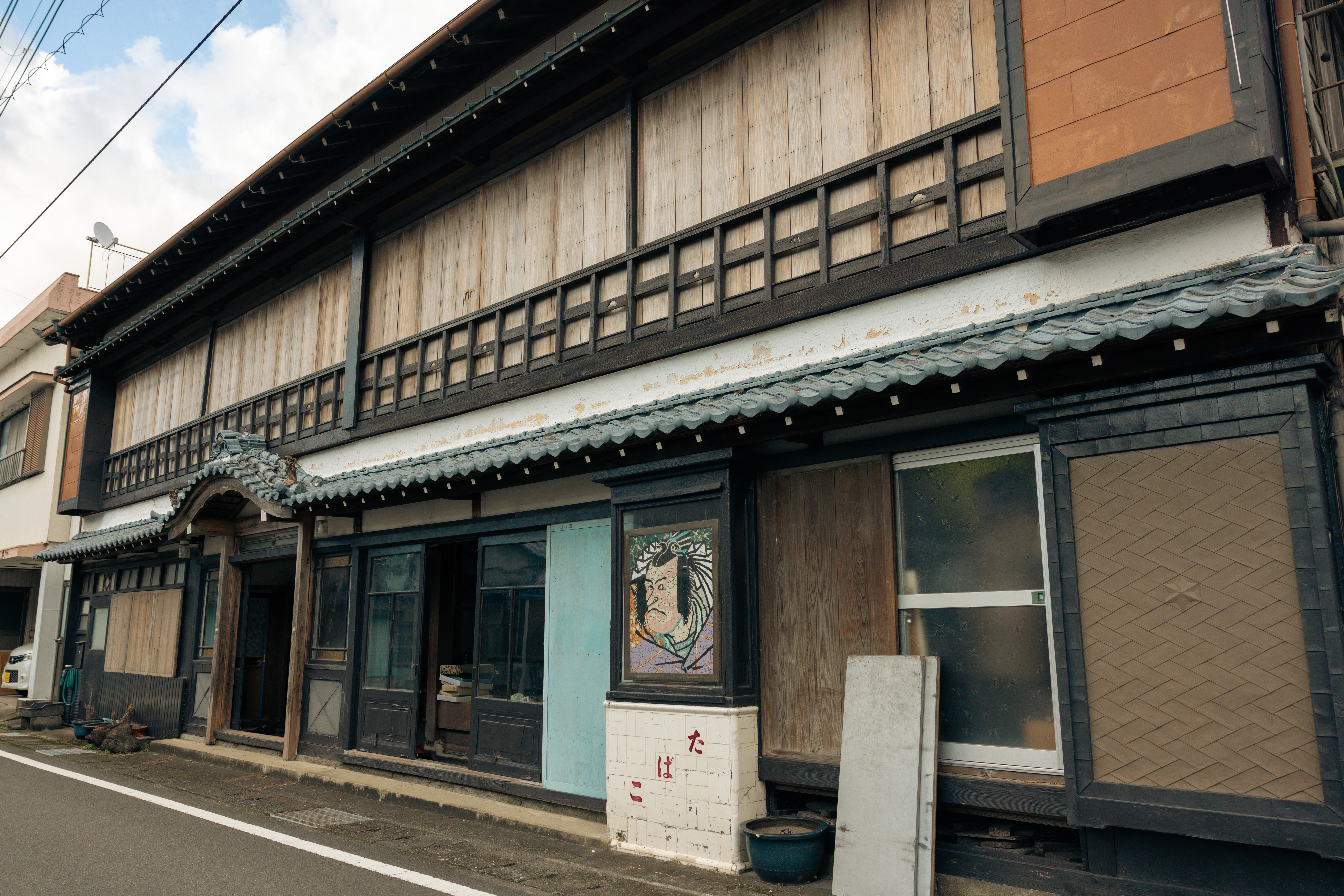 三島由紀夫 生誕100年 | 「獣の戯れ」執筆の元旅館“宝来屋”に再び灯り