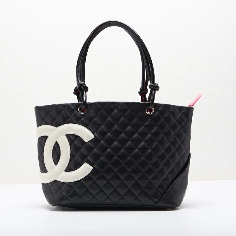 CHANEL シャネル キューブ バッグ パーティーバッグ ポーチ 