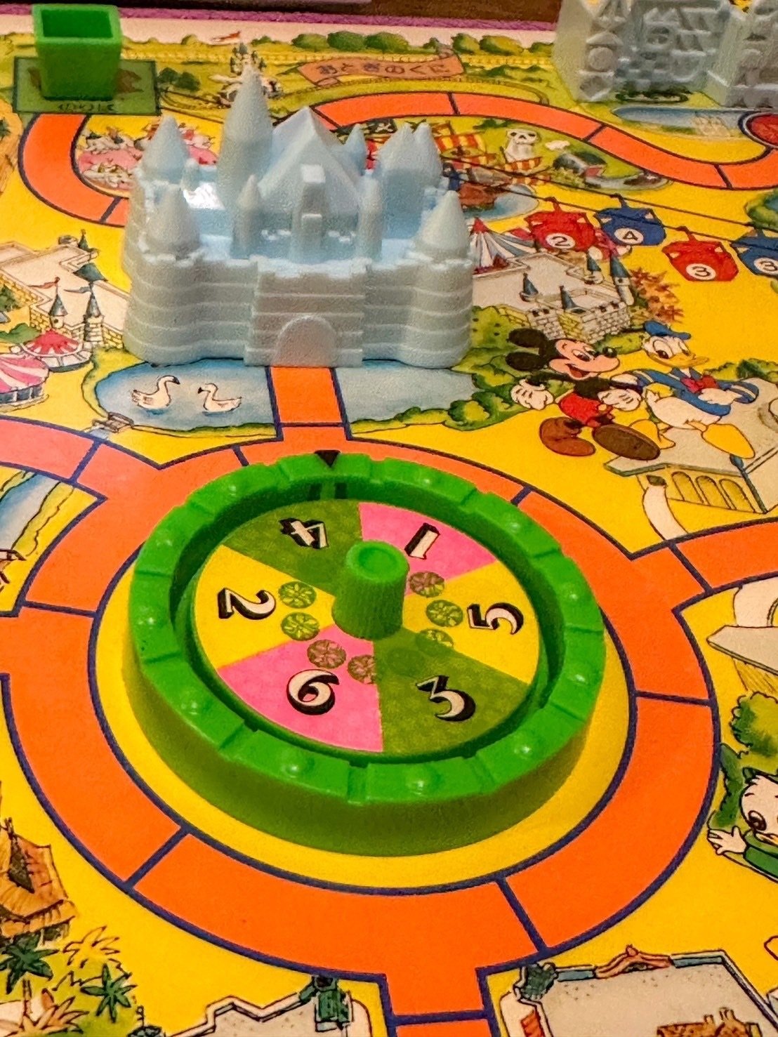 ボードゲーム「ディズニーランドめぐり」で遊ぶ｜くろぽち