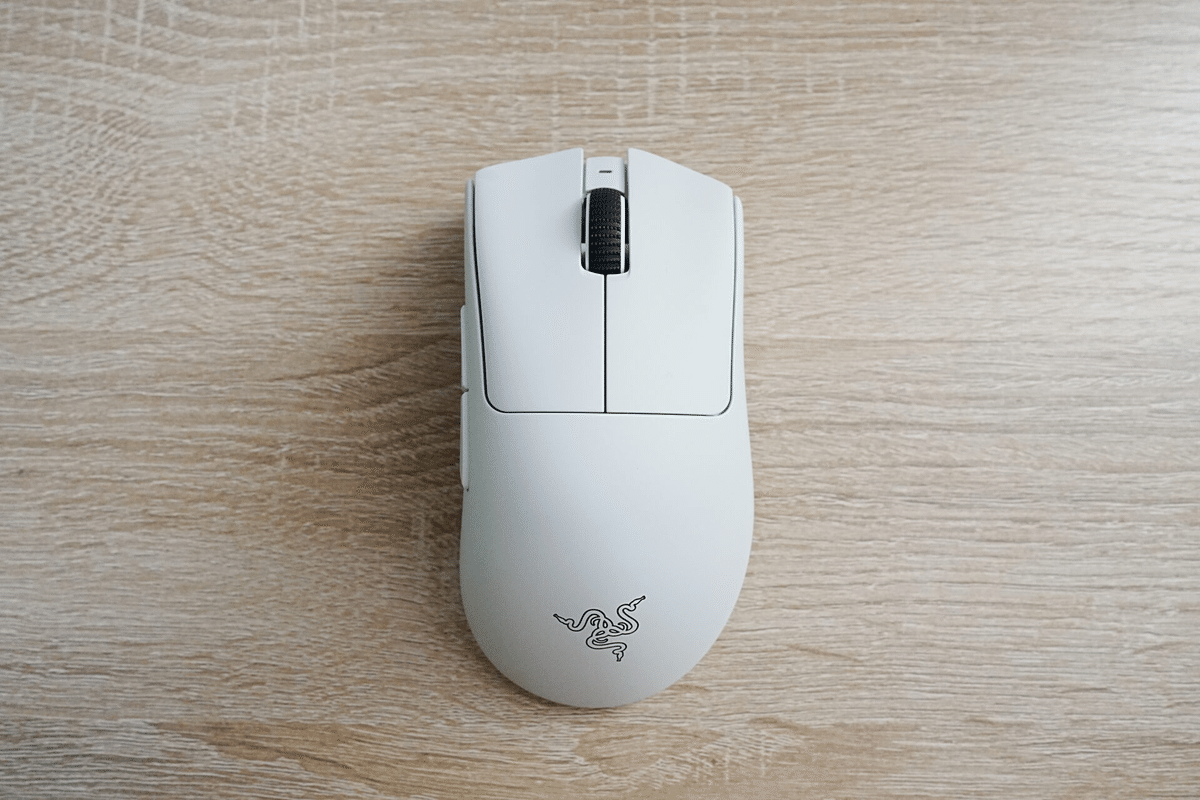 GPRO Superlight Dex2 レビュー。違いや比較。ゲーミングマウス