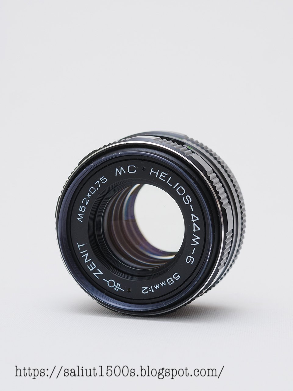 ソビエトレンズ】MC HELIOS-44M-6 58mm F2.0をSony α7IIに装着し ソビエトレンズ】MC HELIOS-44M-6 58mm F2.0をSony α7IIに装着し