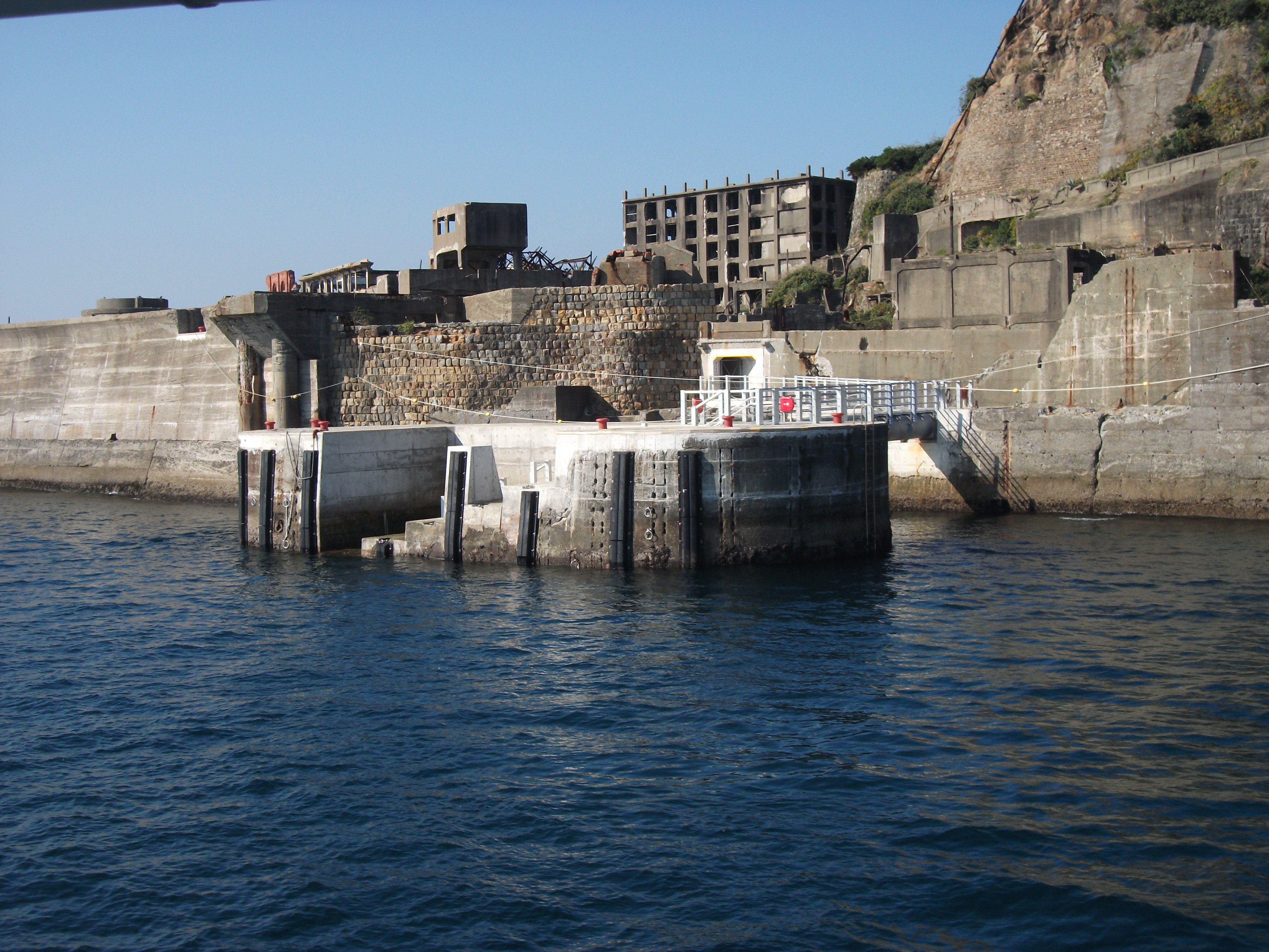 海に眠るダイヤモンド」と軍艦島マップ（建物の位置と生活）2025.ver