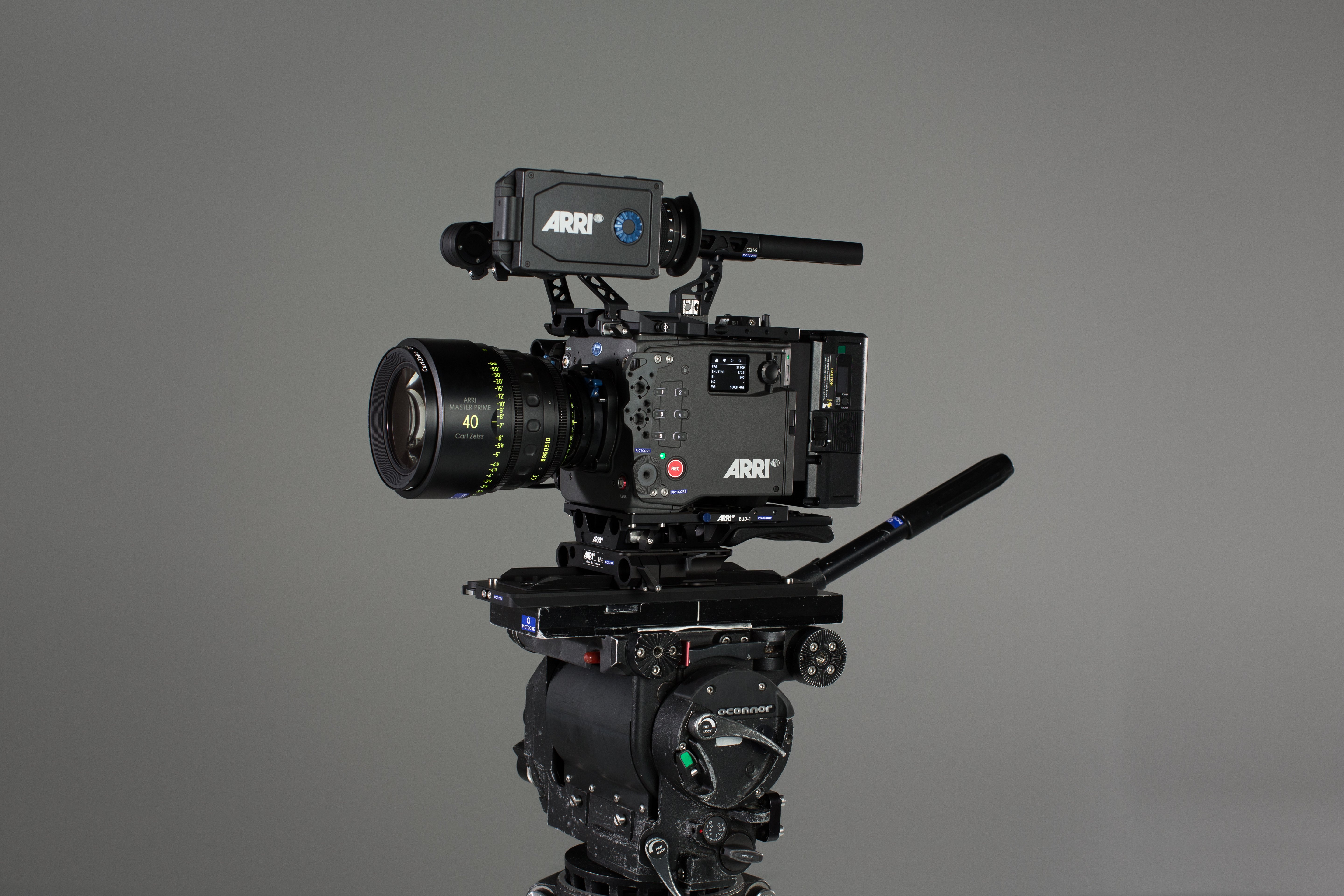 デジタルシネマカメラ ARRI ALEXA 35 と Angenieux シネマズーム
