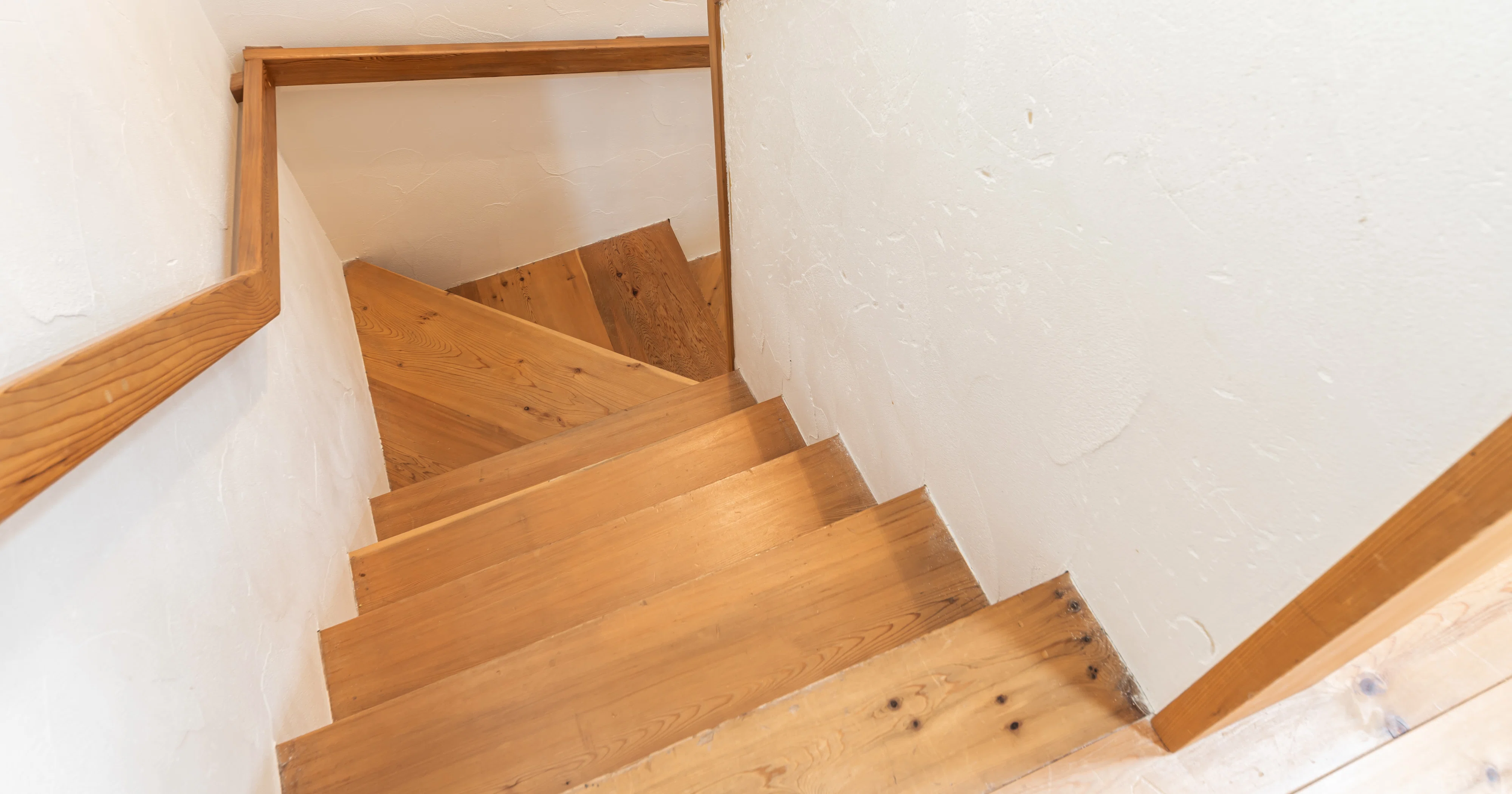 The Surprisingly Important Planning of 'Staircase' Placement｜浅井良工務店｜創業 ...