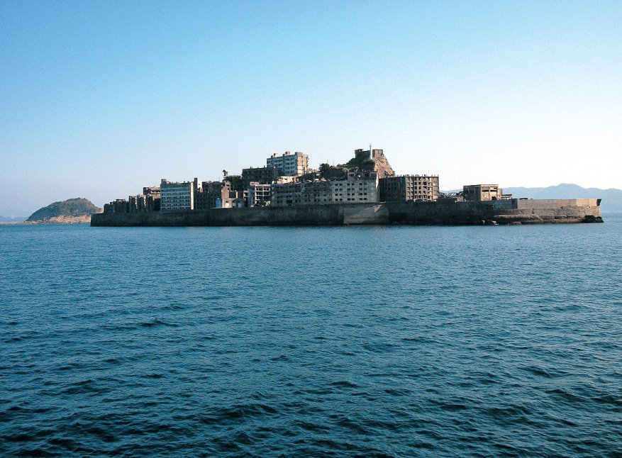 海に眠るダイヤモンド」と軍艦島マップ（建物の位置と生活）2025