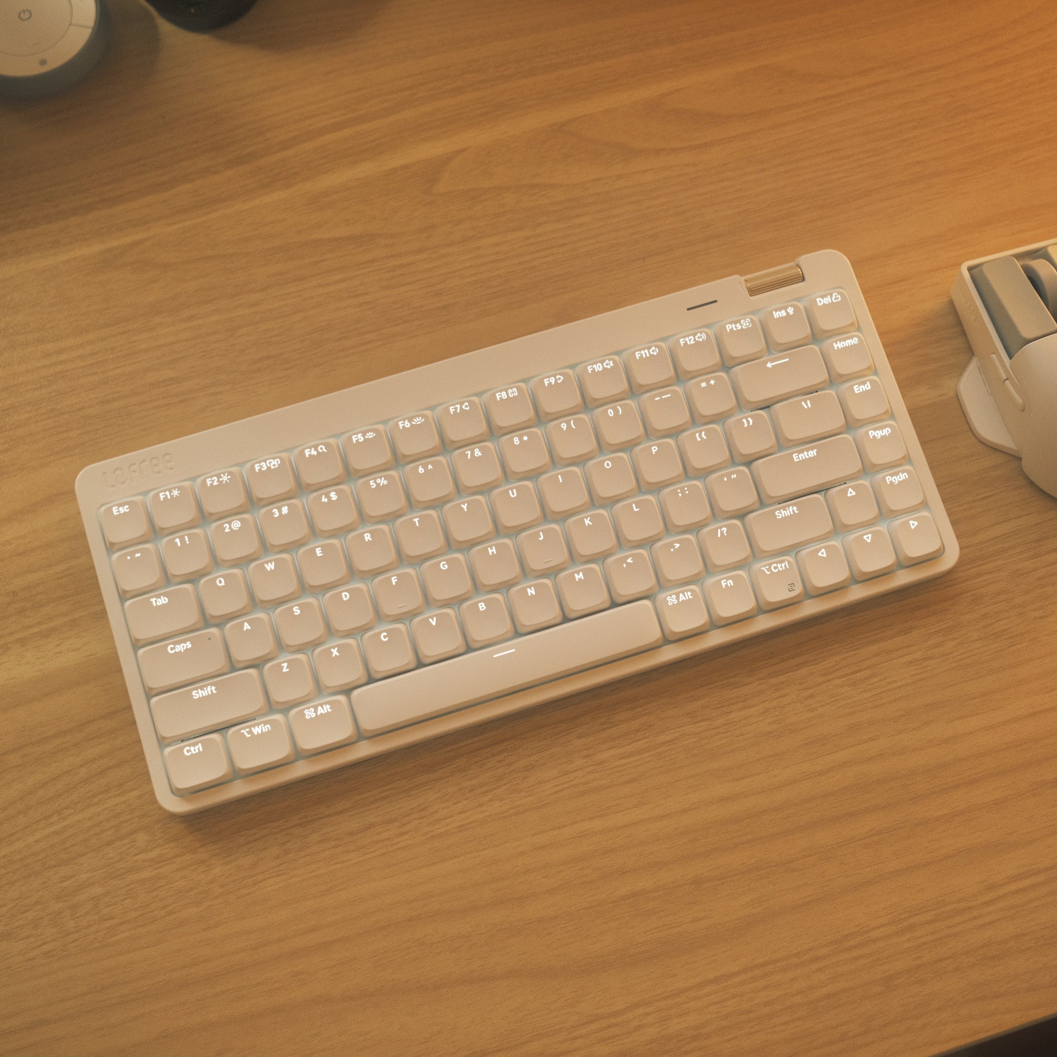 LOFREE FLOW Lite ロープロ 美品 凄いの来たぞ！『Lofree Flow Lite』レビュー｜大人気ロープロ