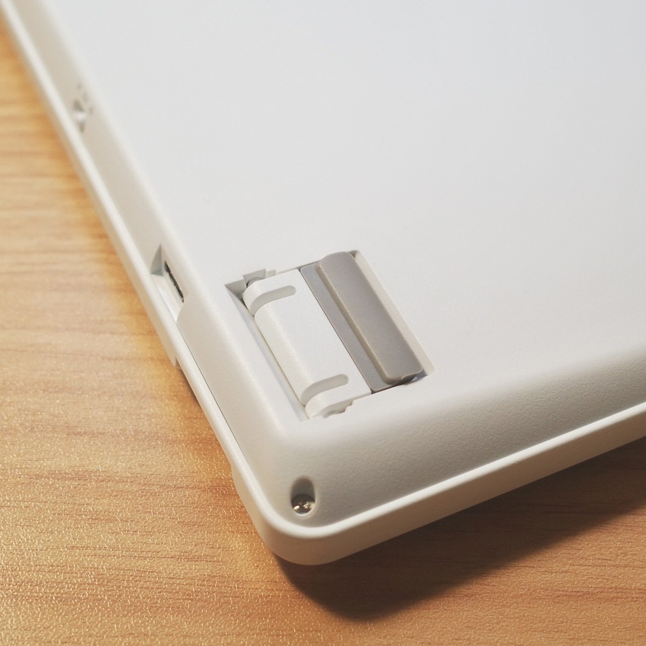 Lofree Flow Lite レビュー】デザイン・打鍵感・価格の三拍子が揃った