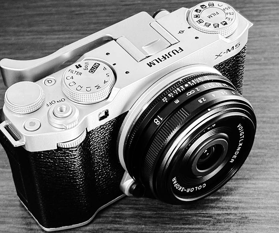Voigtlander COLOR-SKOPAR 18mm F2.8｜borichan | 旅するカメラ