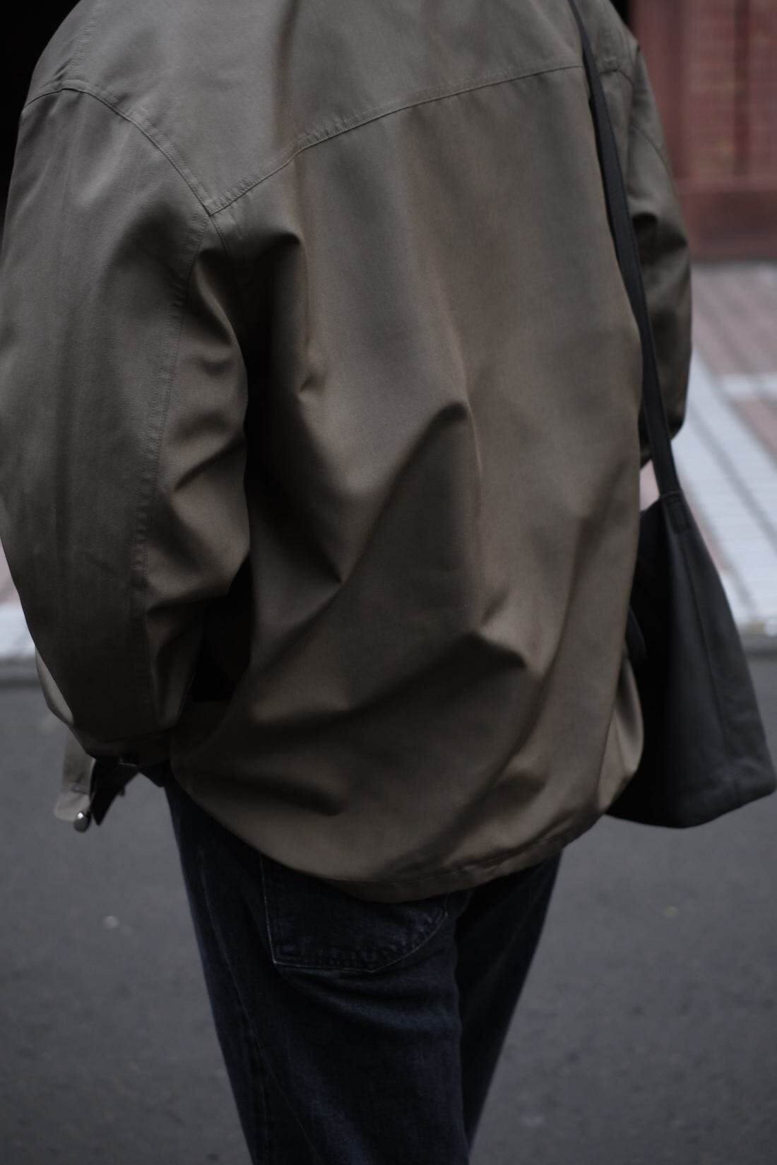 ジャケット・アウター Cale Silk Military Blouson Khaki Cale 