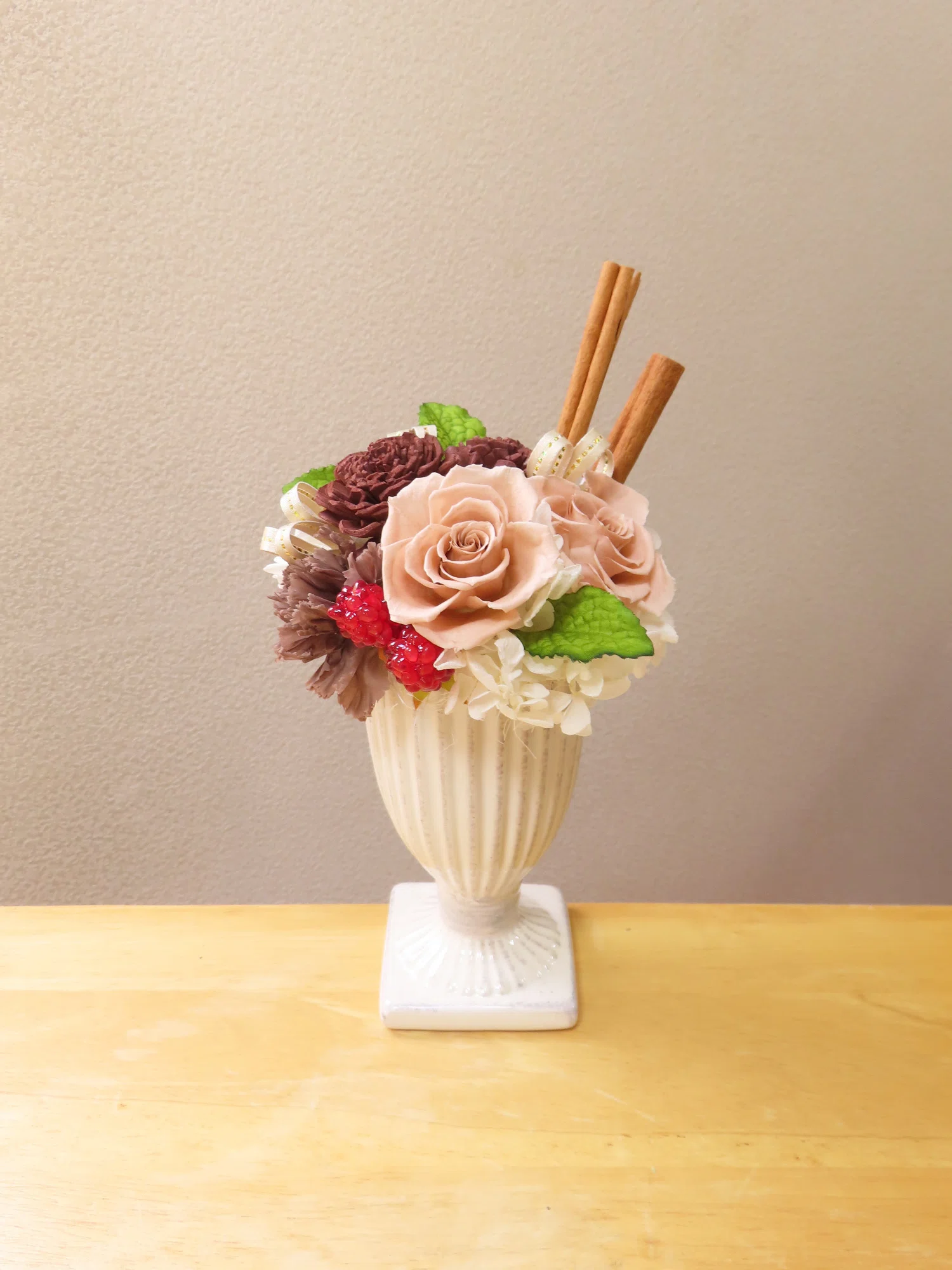 花のある暮らし⚘ショコラ~様 リクエスト 3点 まとめ商品 花と日々】1月作品「チョコパフェアレンジメント」｜花と日々 yas