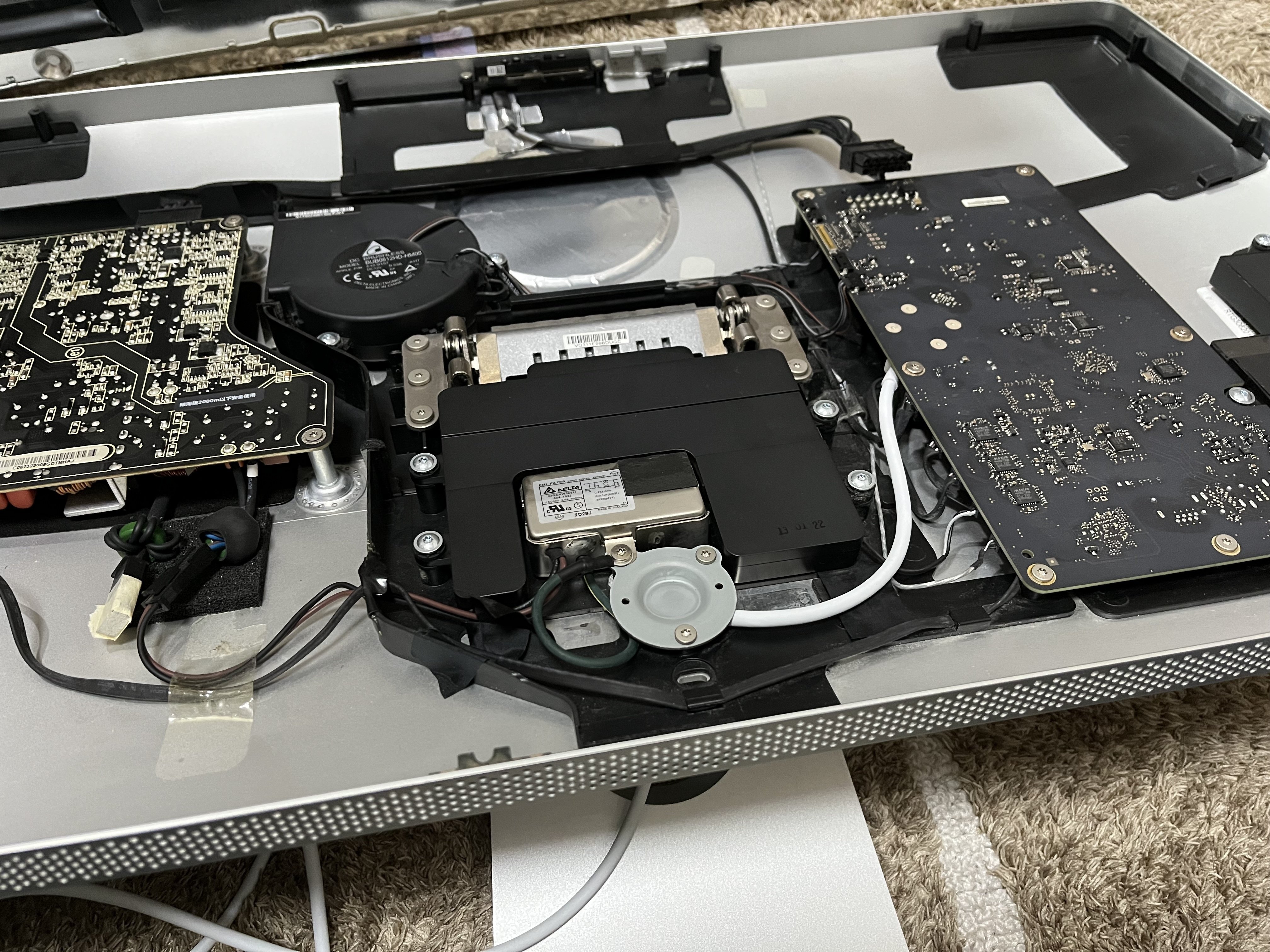 Thunderbolt Displayを修理する｜HR