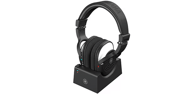 アンプとヘッドホンの接続をワイヤレス化。audio-technica ATH アンプとヘッドホンの接続をワイヤレス化。audio-technica ATH