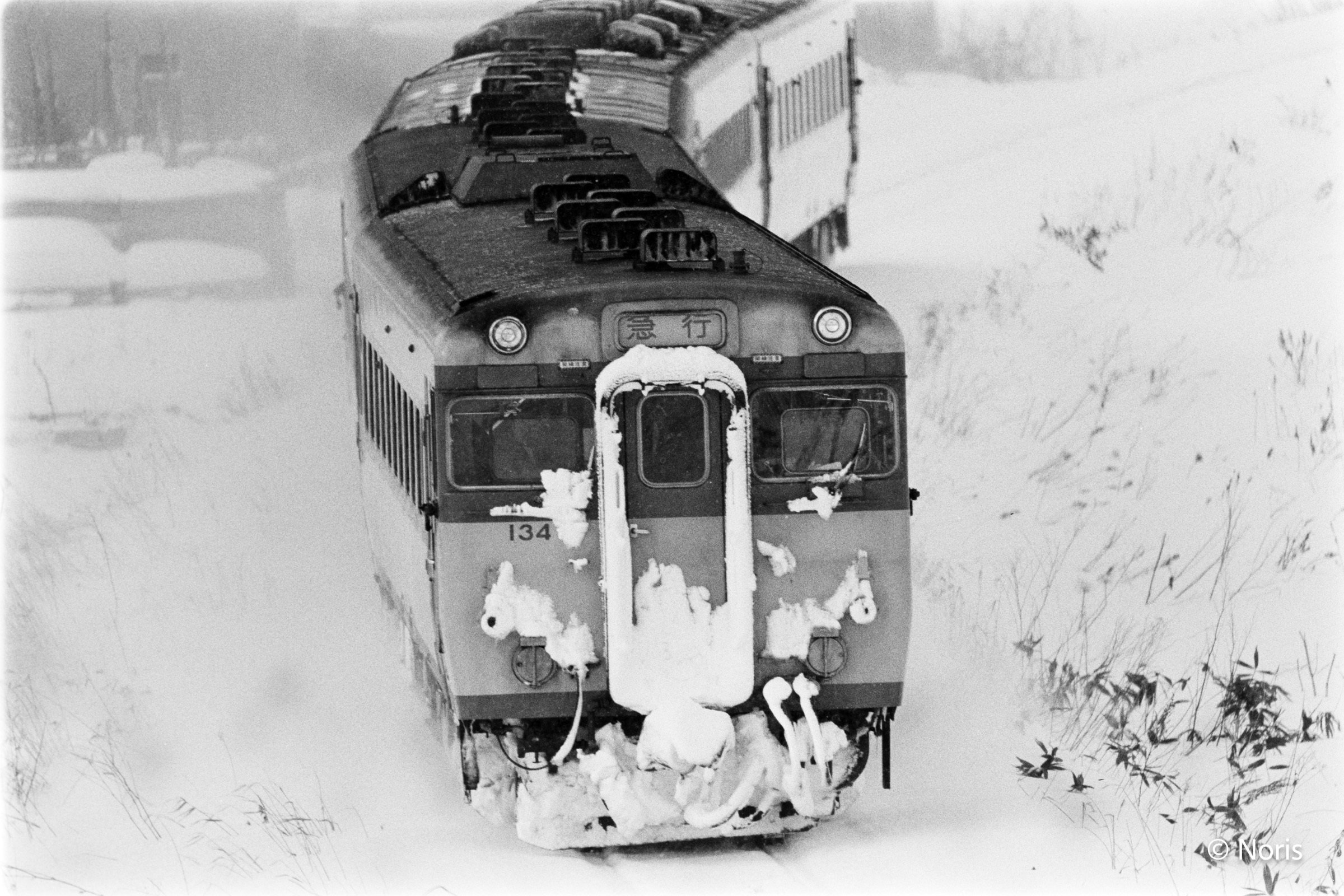 鉄道写真 昭和レトロ さっしいの鉄道風景 昭和44年7月a