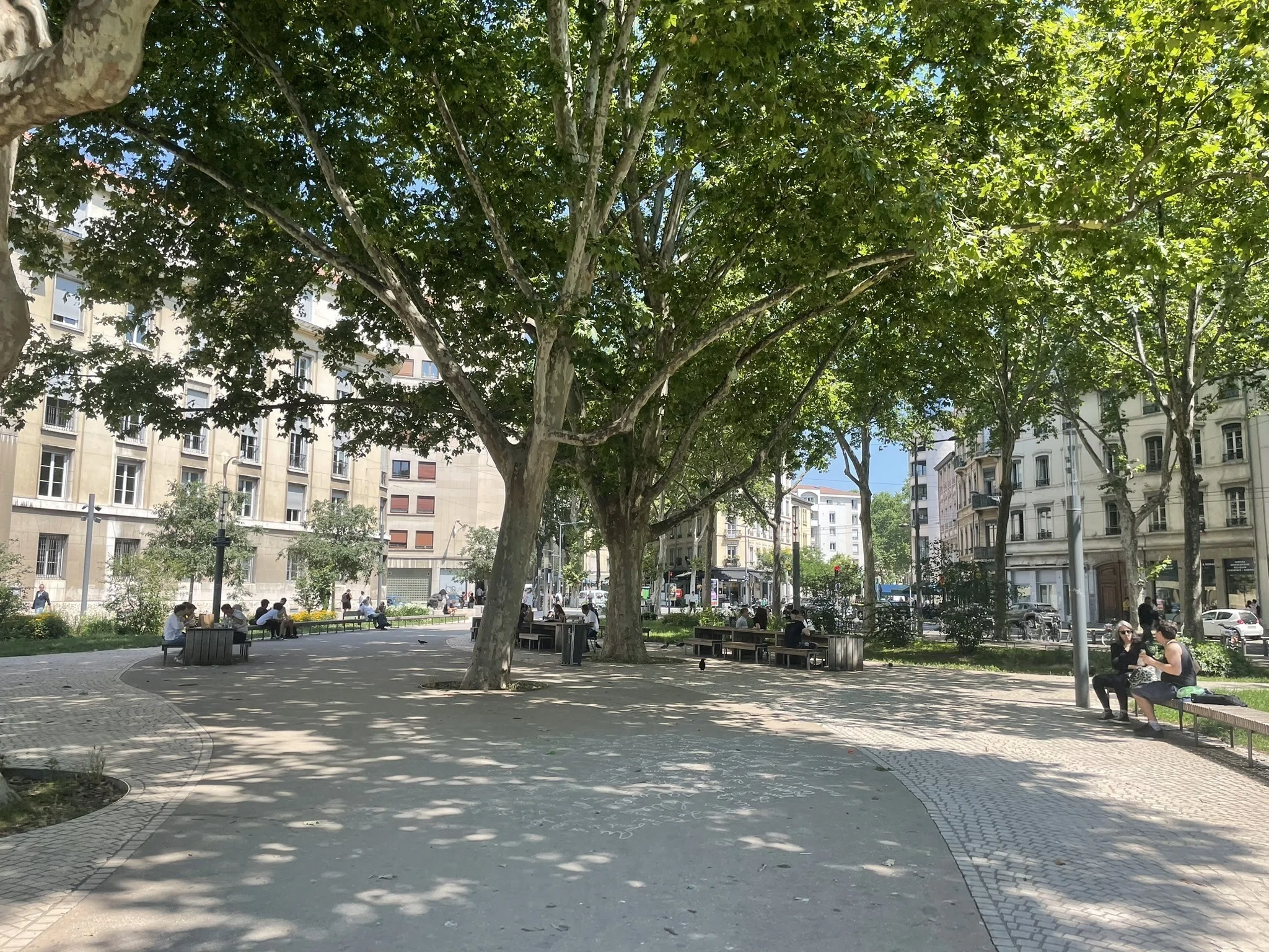 フランス街レポ】リヨン（Lyon）について独自調査 パート④｜曽麻綾と
