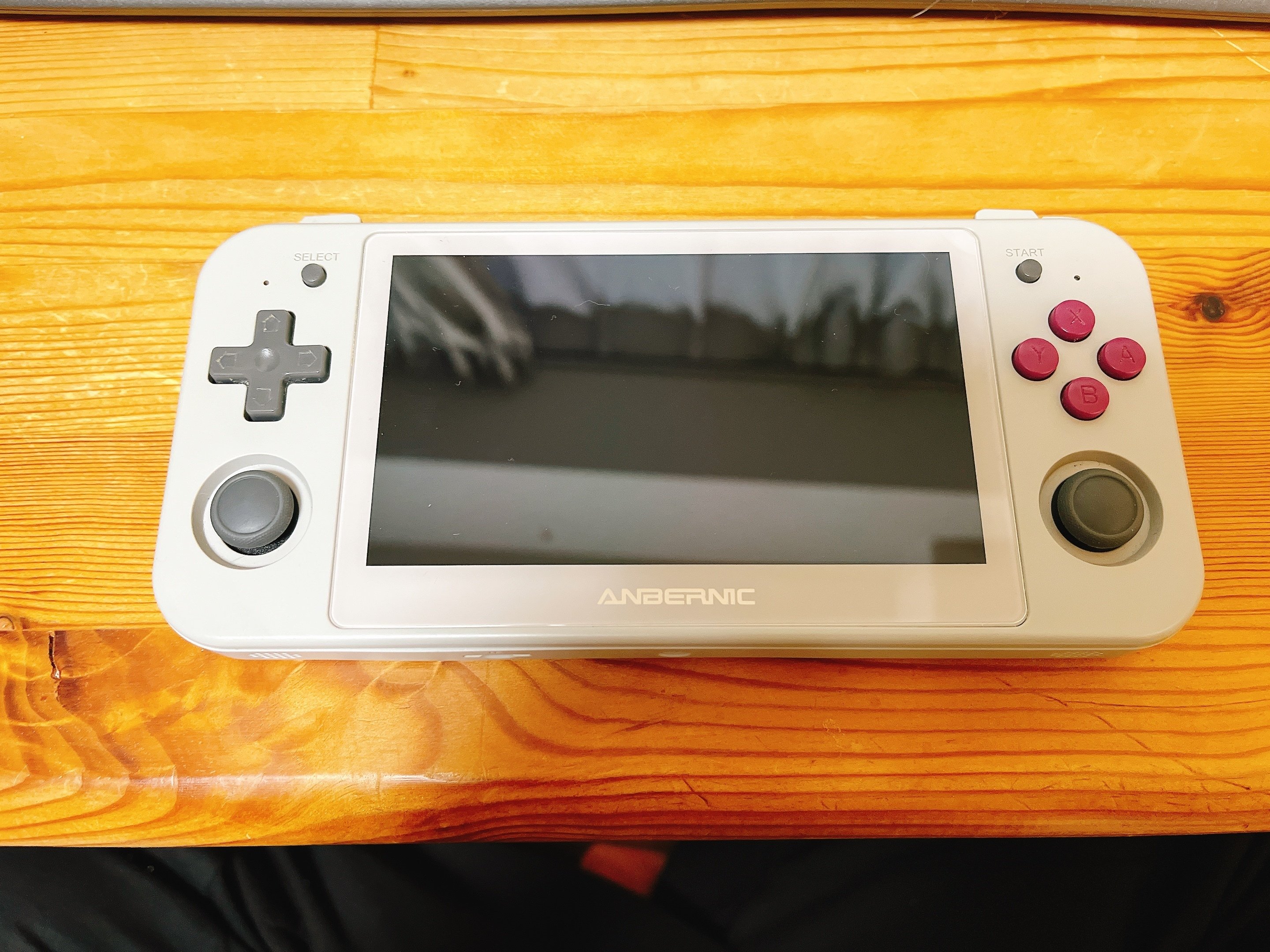 ANBERNIC RG505 ほぼ未使用 エミュレーター ANBERNIC RG505 ほぼ未使用 エミュレーター