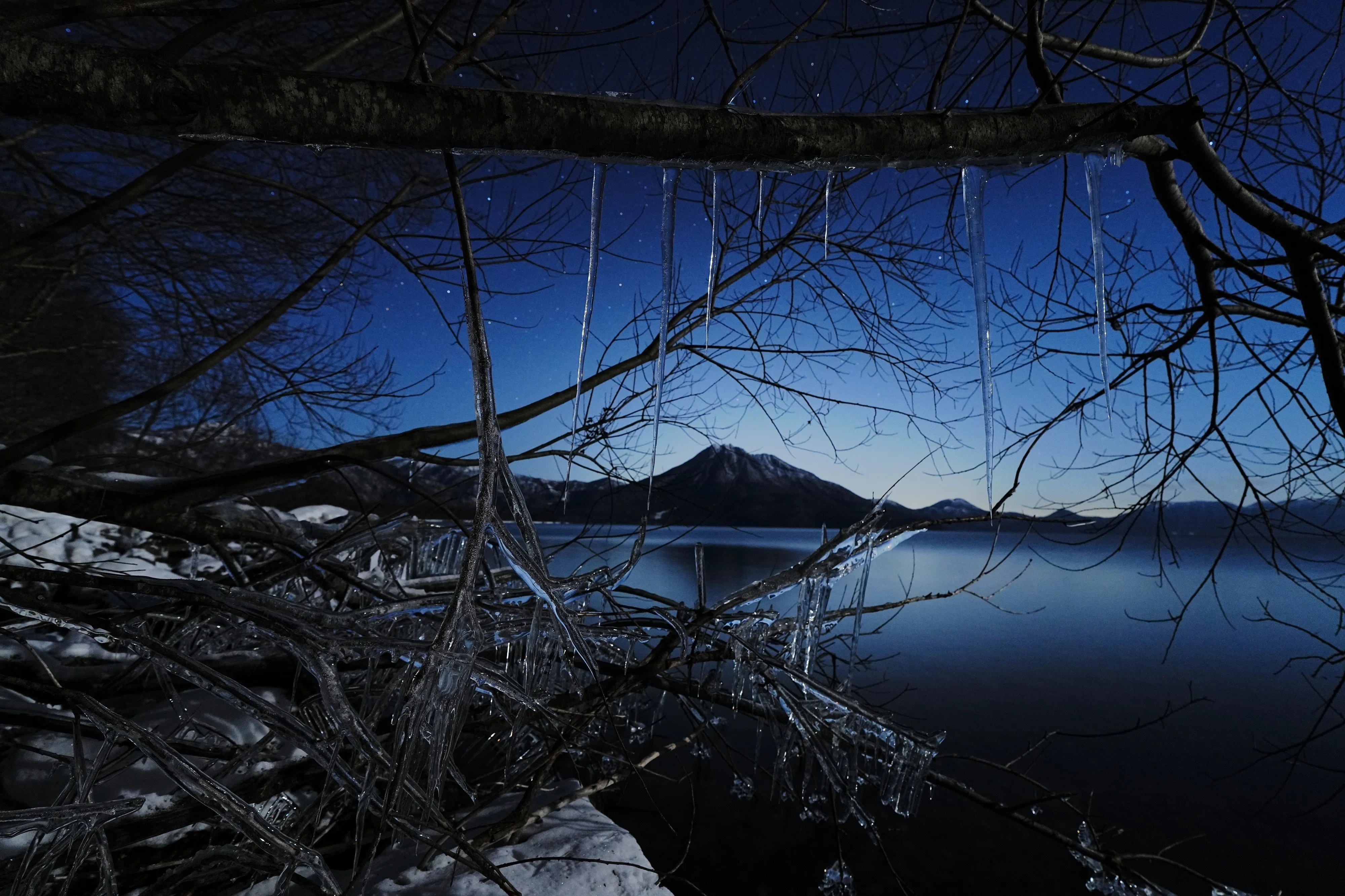 月夜の冬景色｜風景写真 四季の山旅