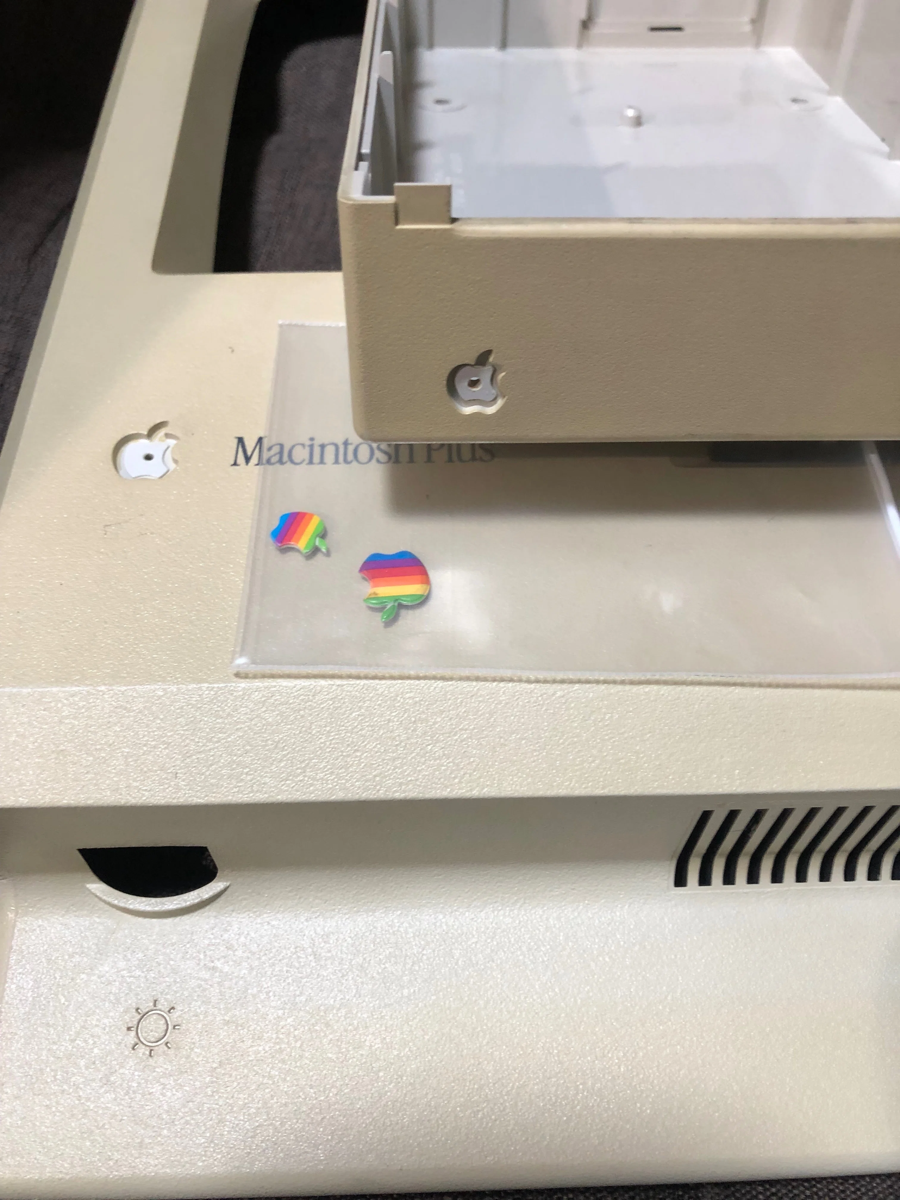 Macintosh Plus クリーム色 Macintosh Plus 修理！ Part 3｜Tookato