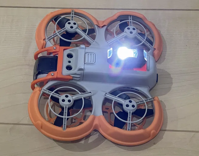 DJI NEOを暗い室内で飛ばすには｜かわちゃ（かわちゃドローン）