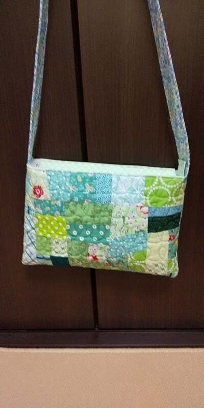 半額sale - タイムセールをお見逃しなく 作ったもの】ハギレで作ったショルダーバッグ｜hodo2quilts その他