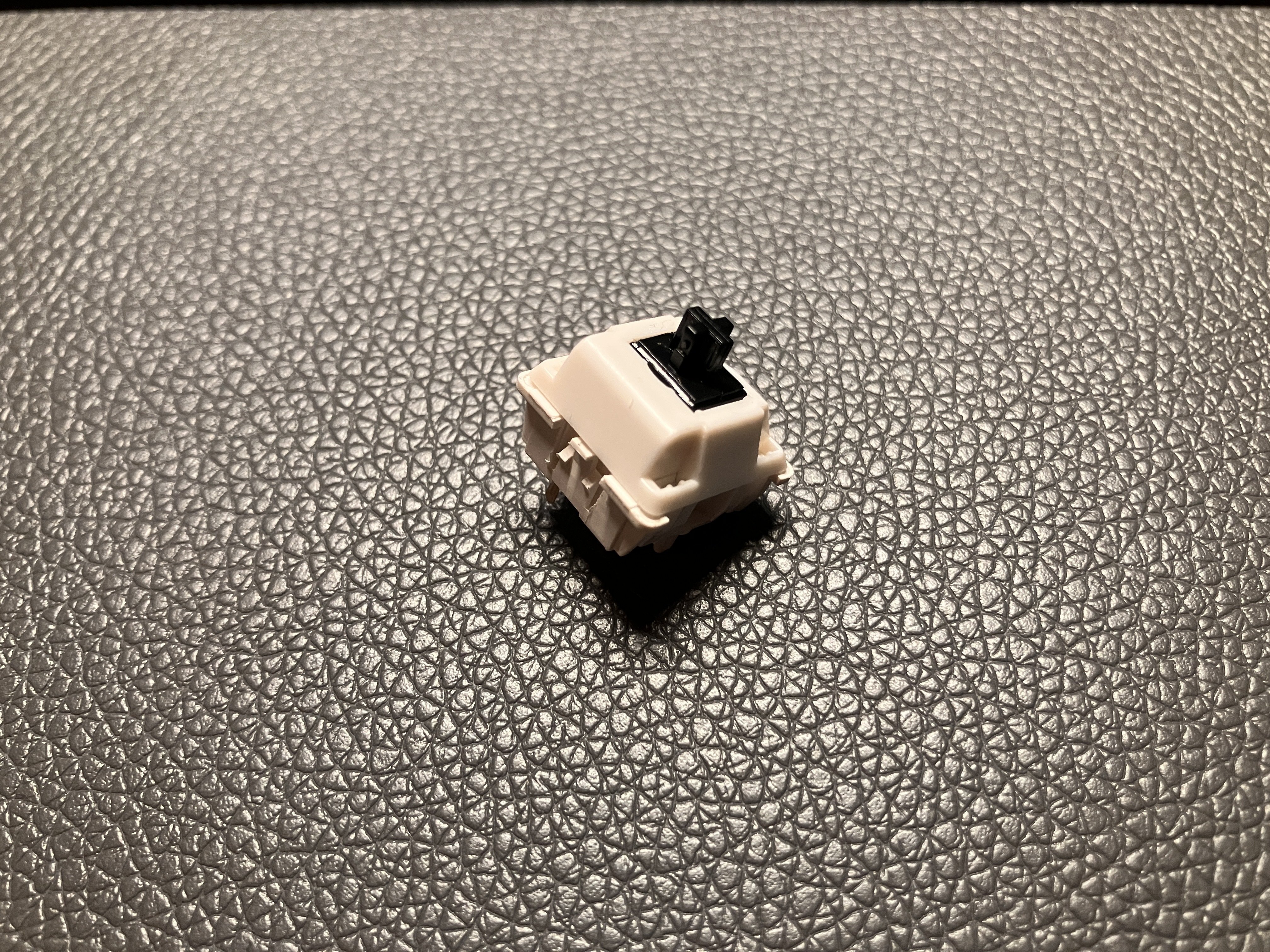 キースイッチレビュー】Everglide Dark Jade Switches / Tactile
