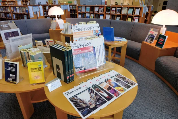 アジアに行くならここで読め！】専門の目がそろえた貴重70万冊 アジア
