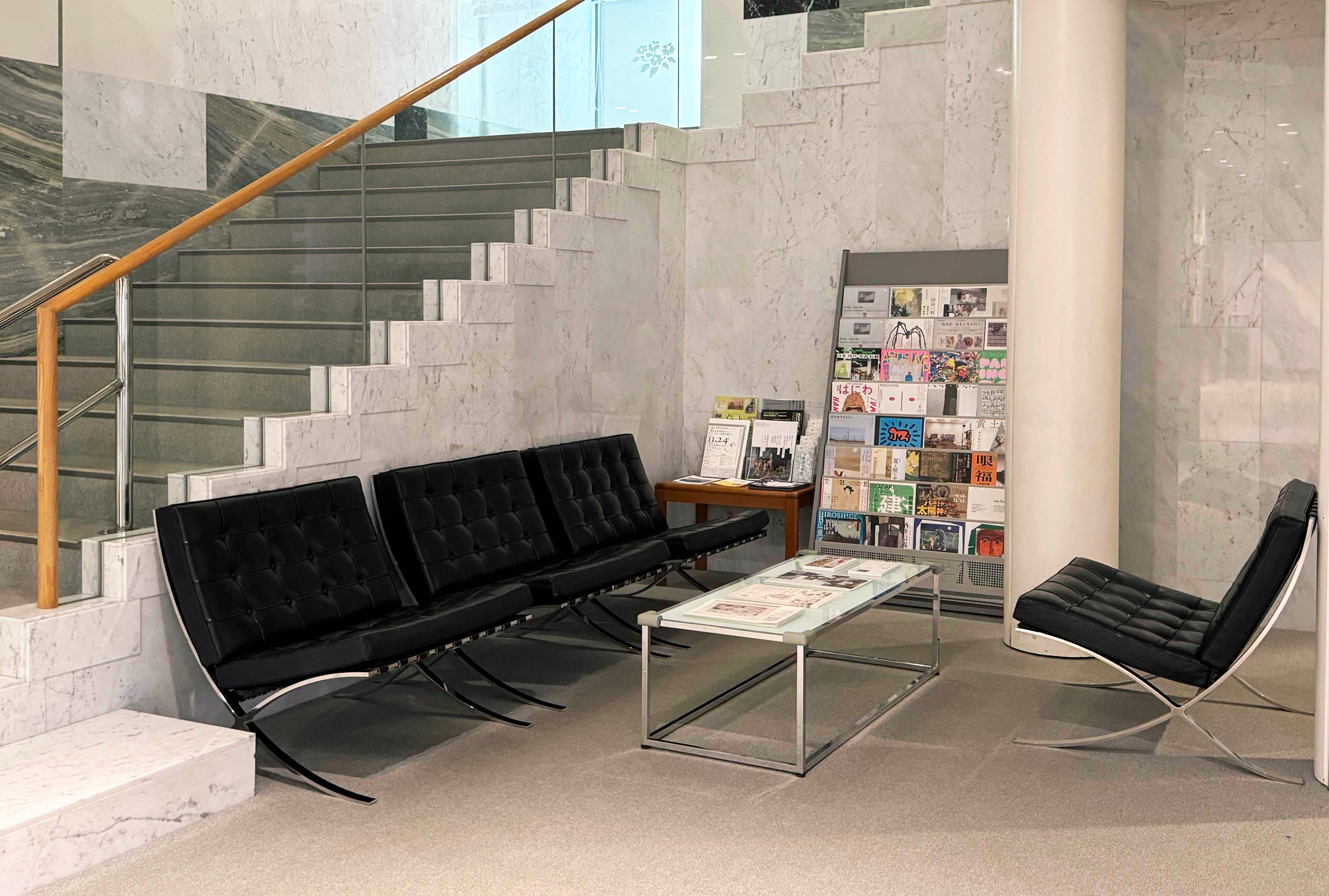 Hi-Vision LD 名曲美術館 ルーブル美術館II ICHL-0002 ○美術館の名作椅子#22○千葉市美術館｜mata