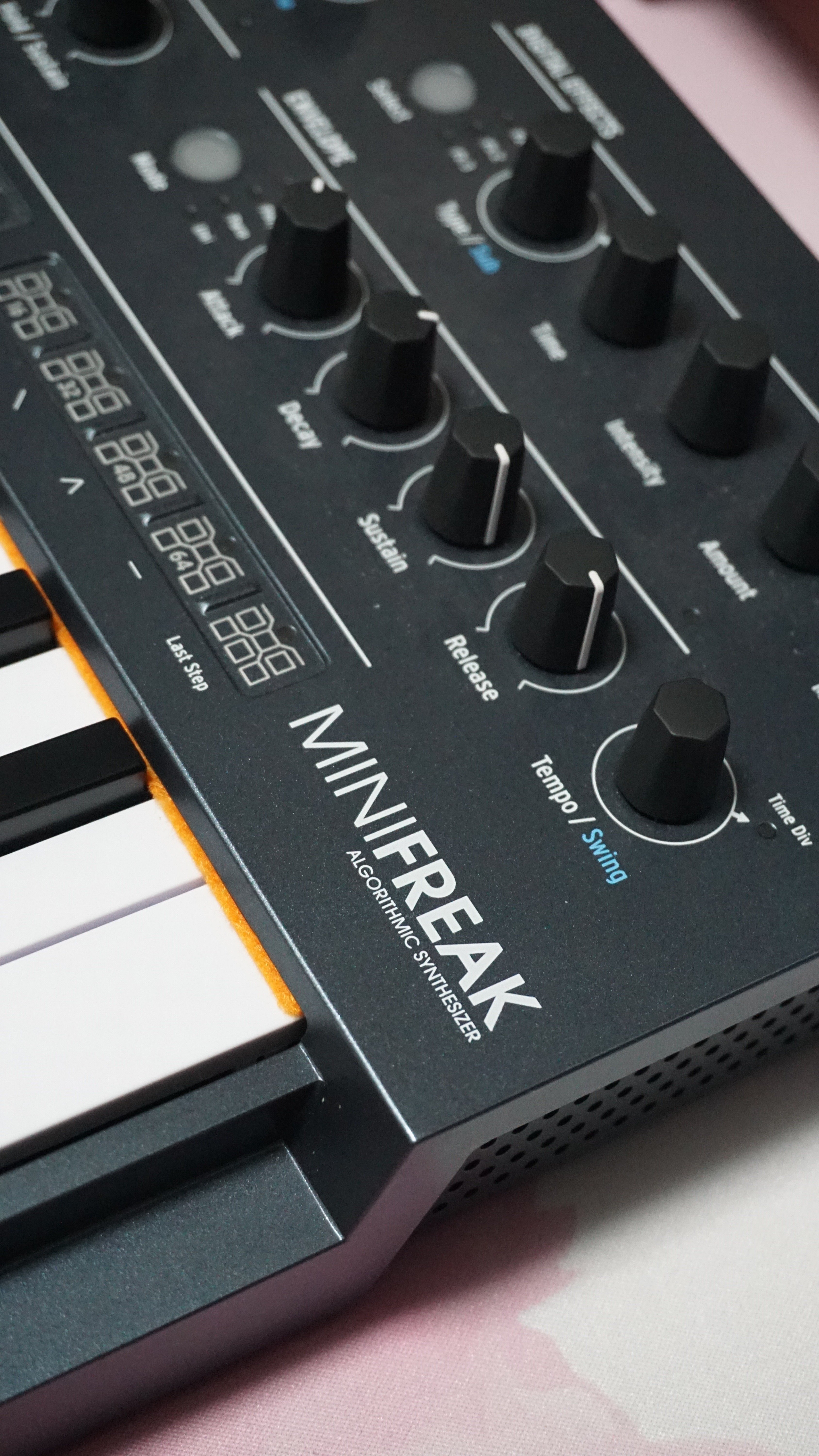 Arturia MiniFreakを買ったよ|れー Arturia MiniFreakを買ったよ|れー