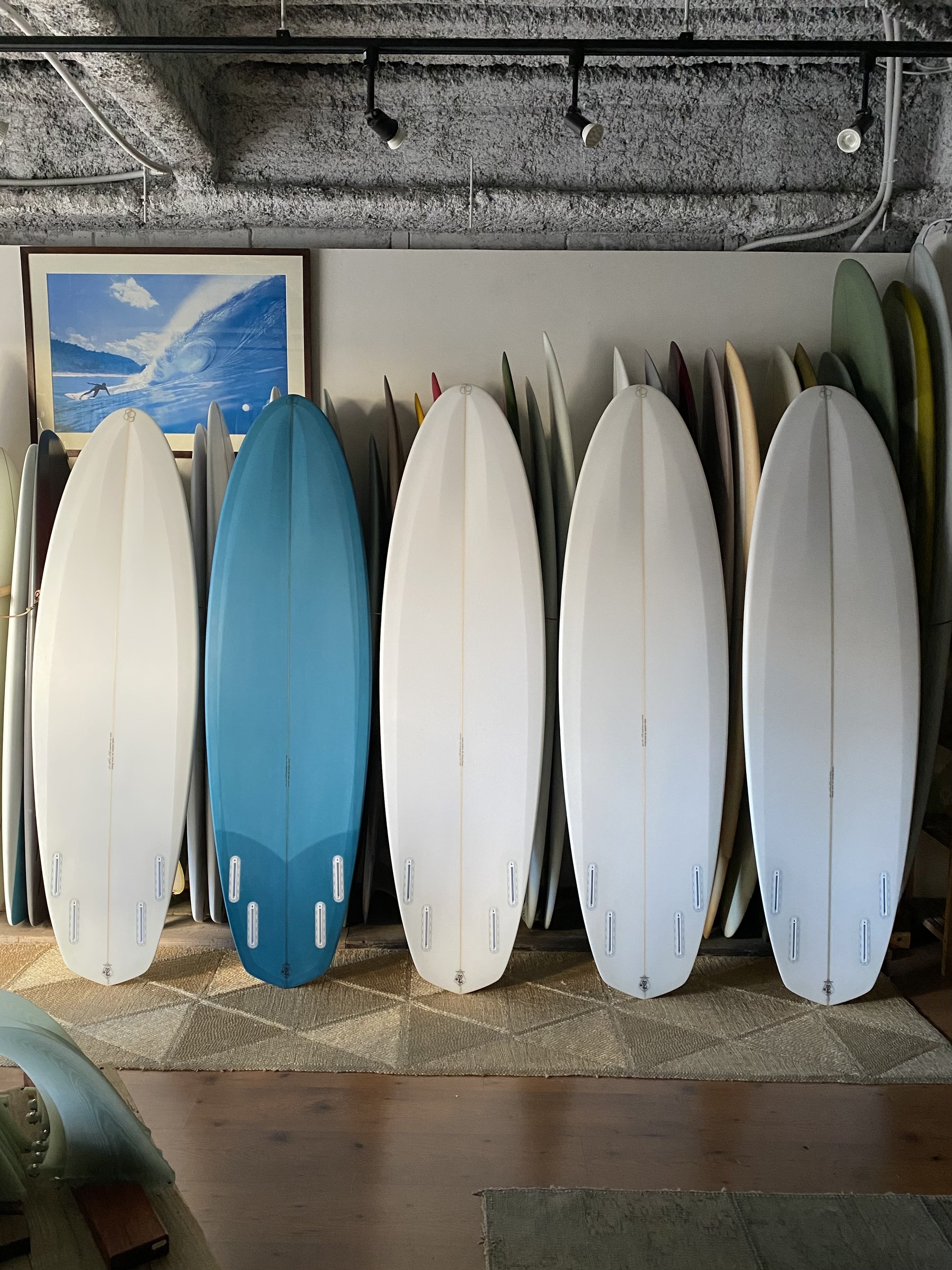 John Simon初ストックボードが届きました！｜RIDE SURF+SPORT