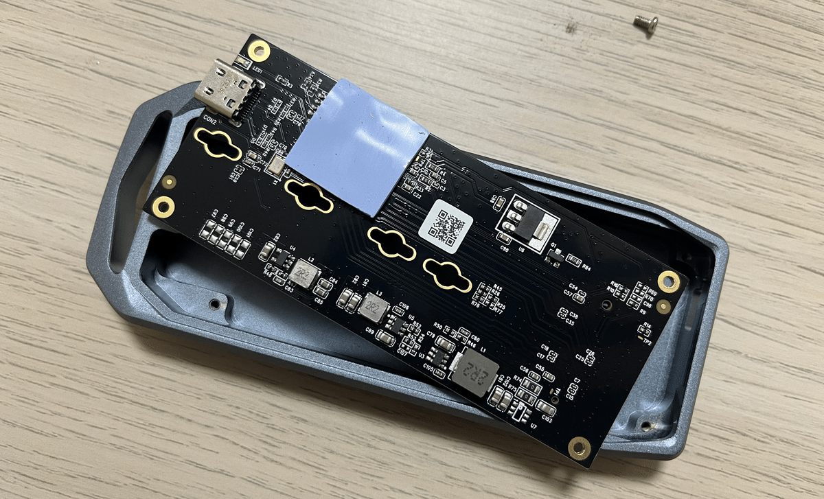 USB4のSSDエンクロージャーを購入した｜HR
