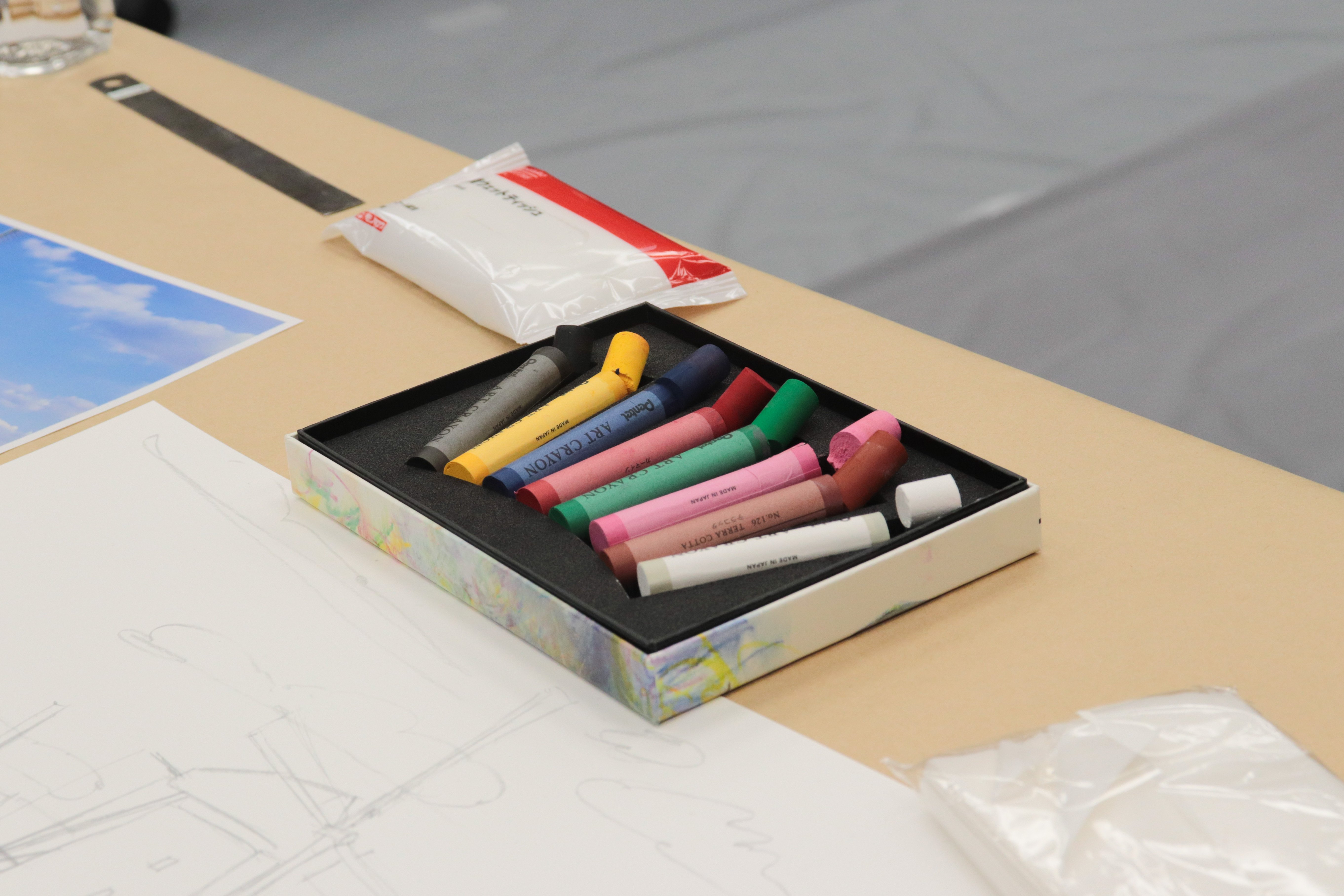 ㊗16色セット発売！& 2025年最初のアートクレヨン教室をレポートします