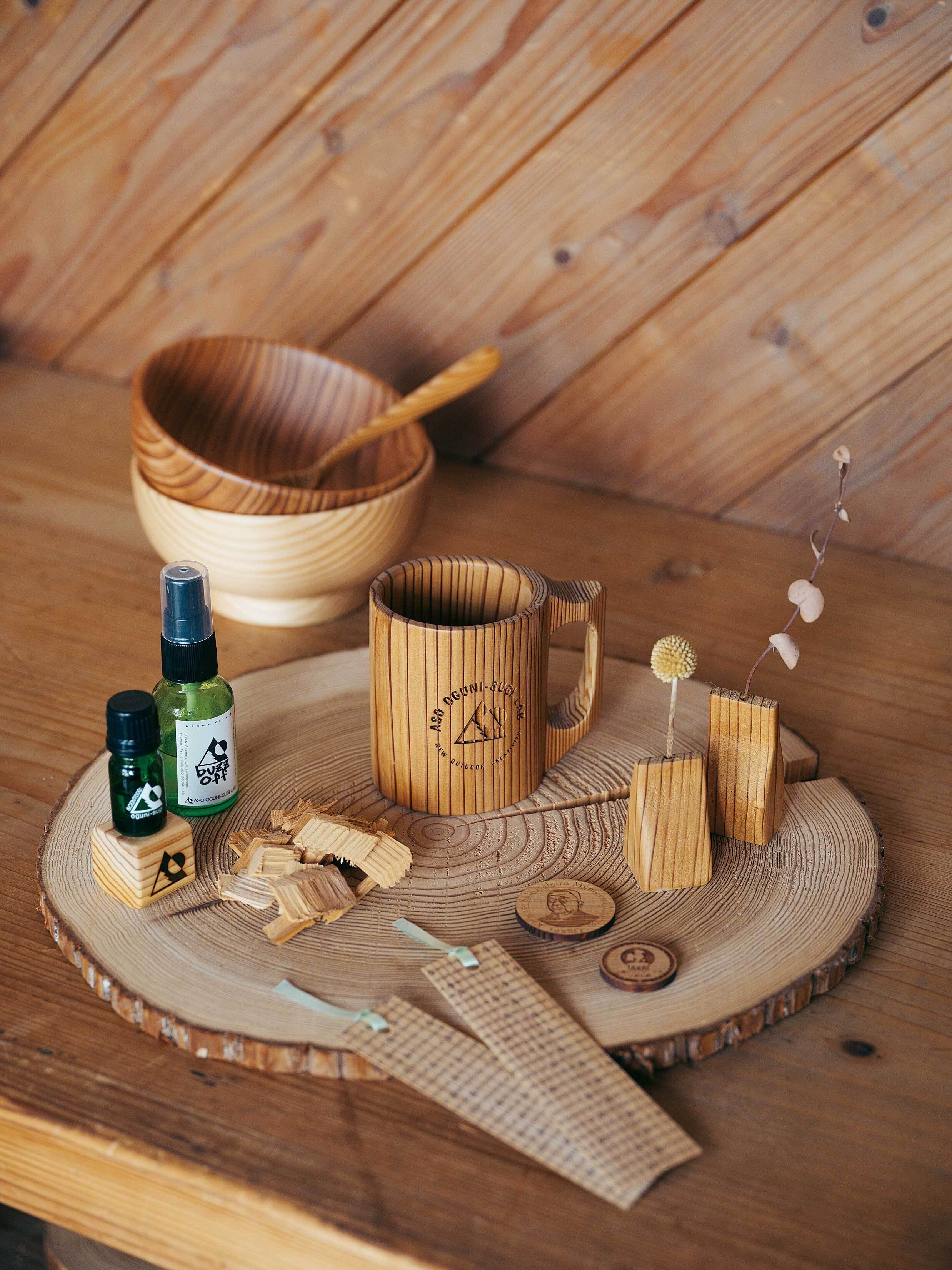 阿蘇、癒しの小国杉］小国杉の可能性を引き出す家具と雑貨（熊本県阿蘇