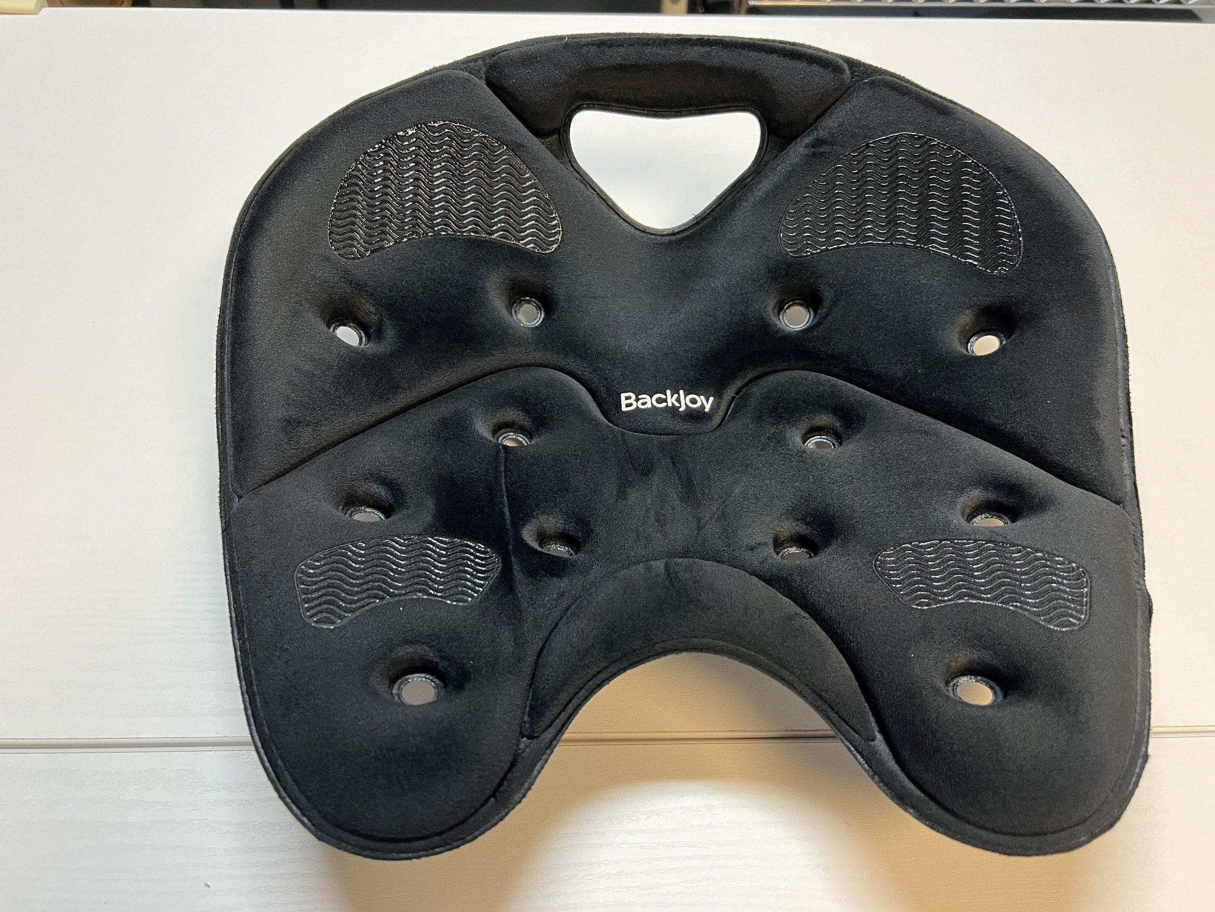 BackJoy メディコアリリーフPro＋ レギュラーサイズ ブラック バック