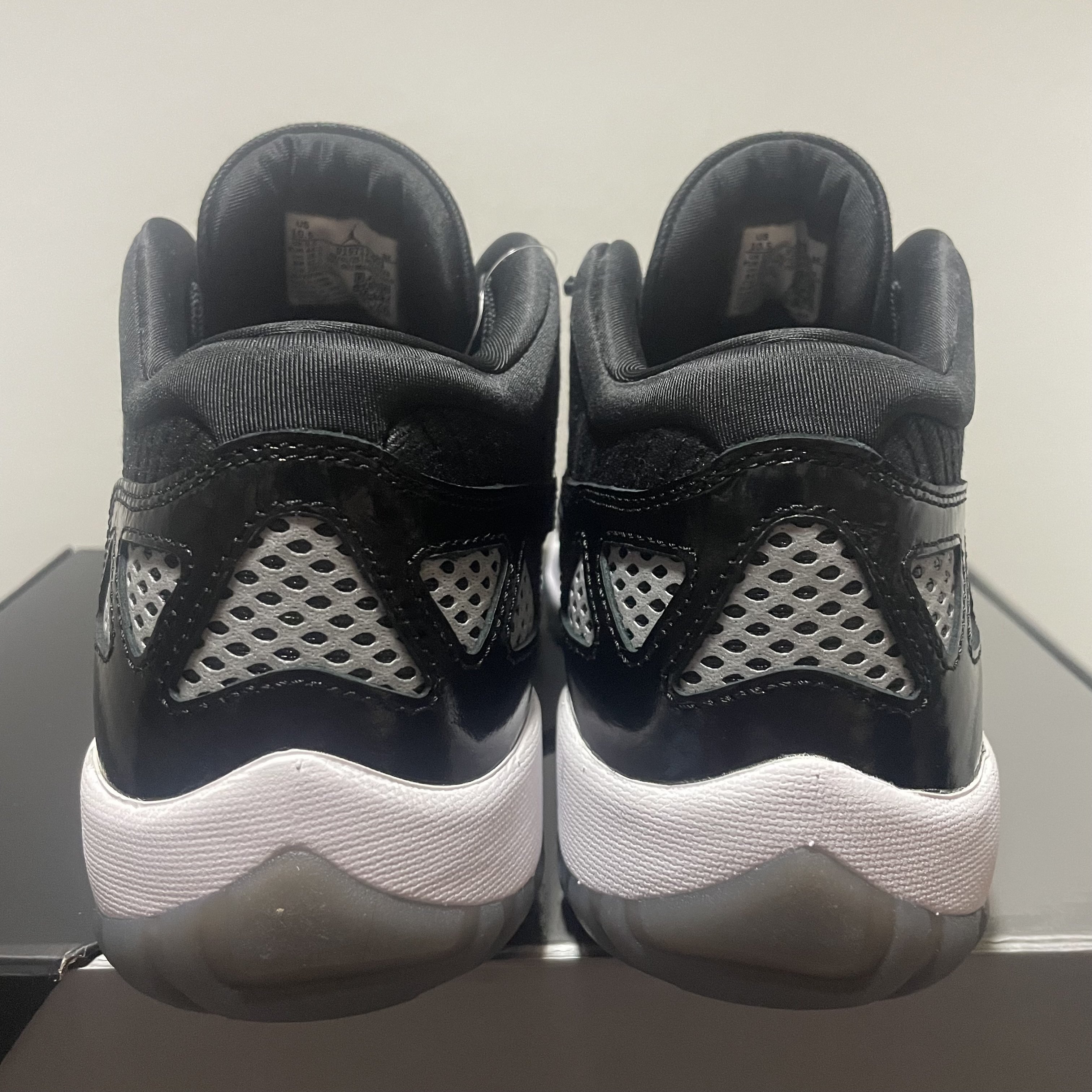 ポラマルの部屋#71 エアジョーダン11ロー