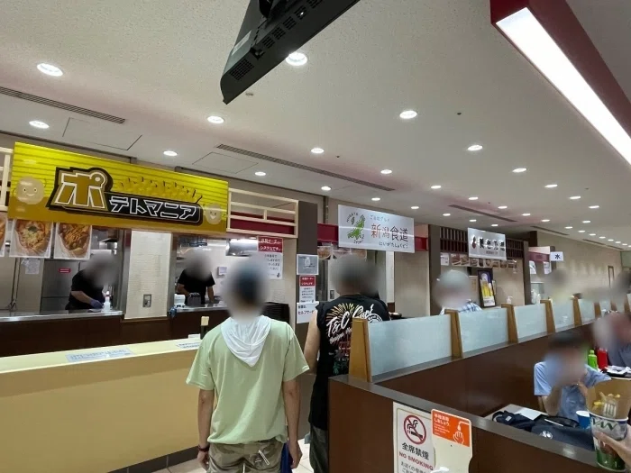新潟競馬場フードコート