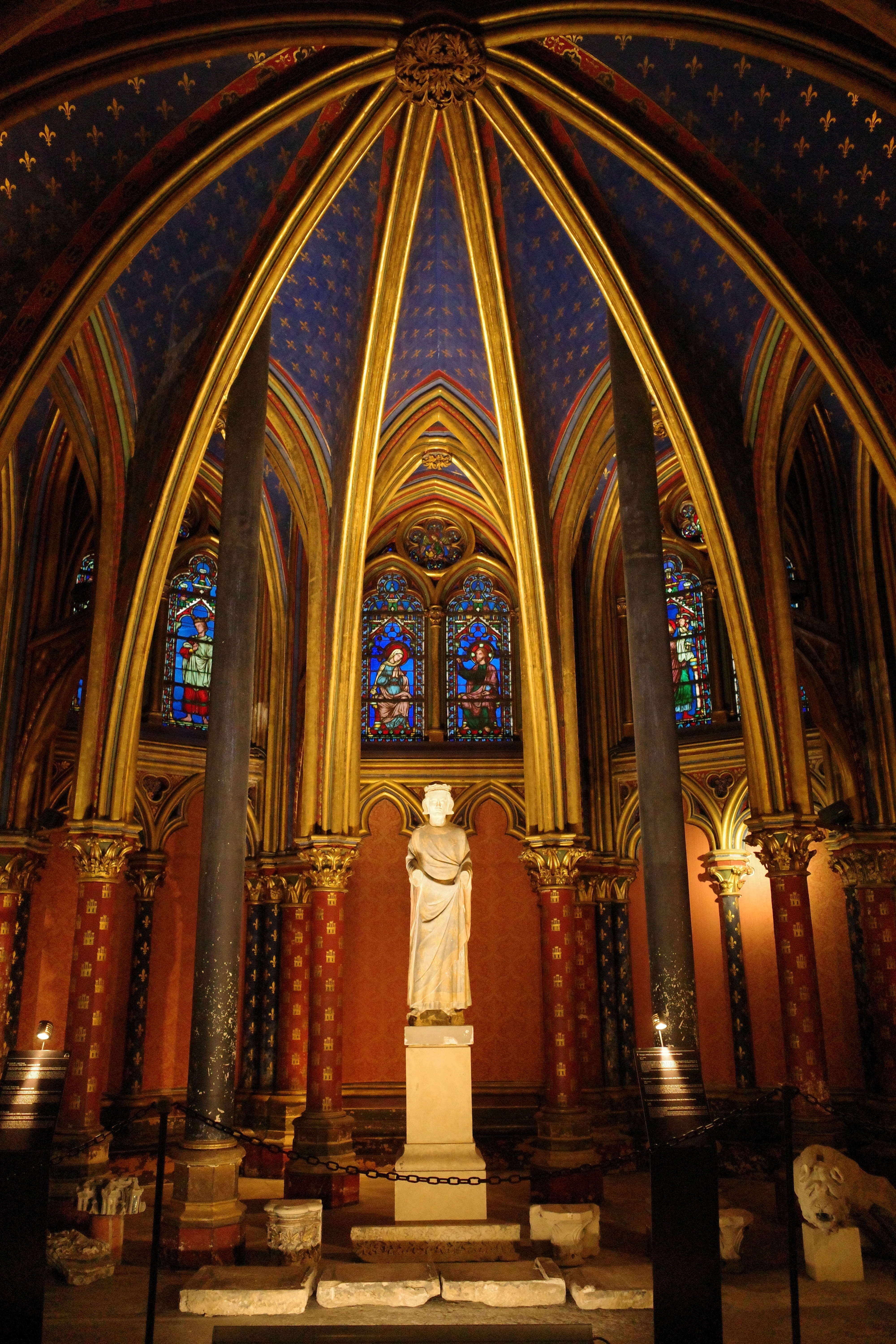 サンシャペル教会｜日曜日【無料】パリで1番美しい教会｜Gigi Takahashi