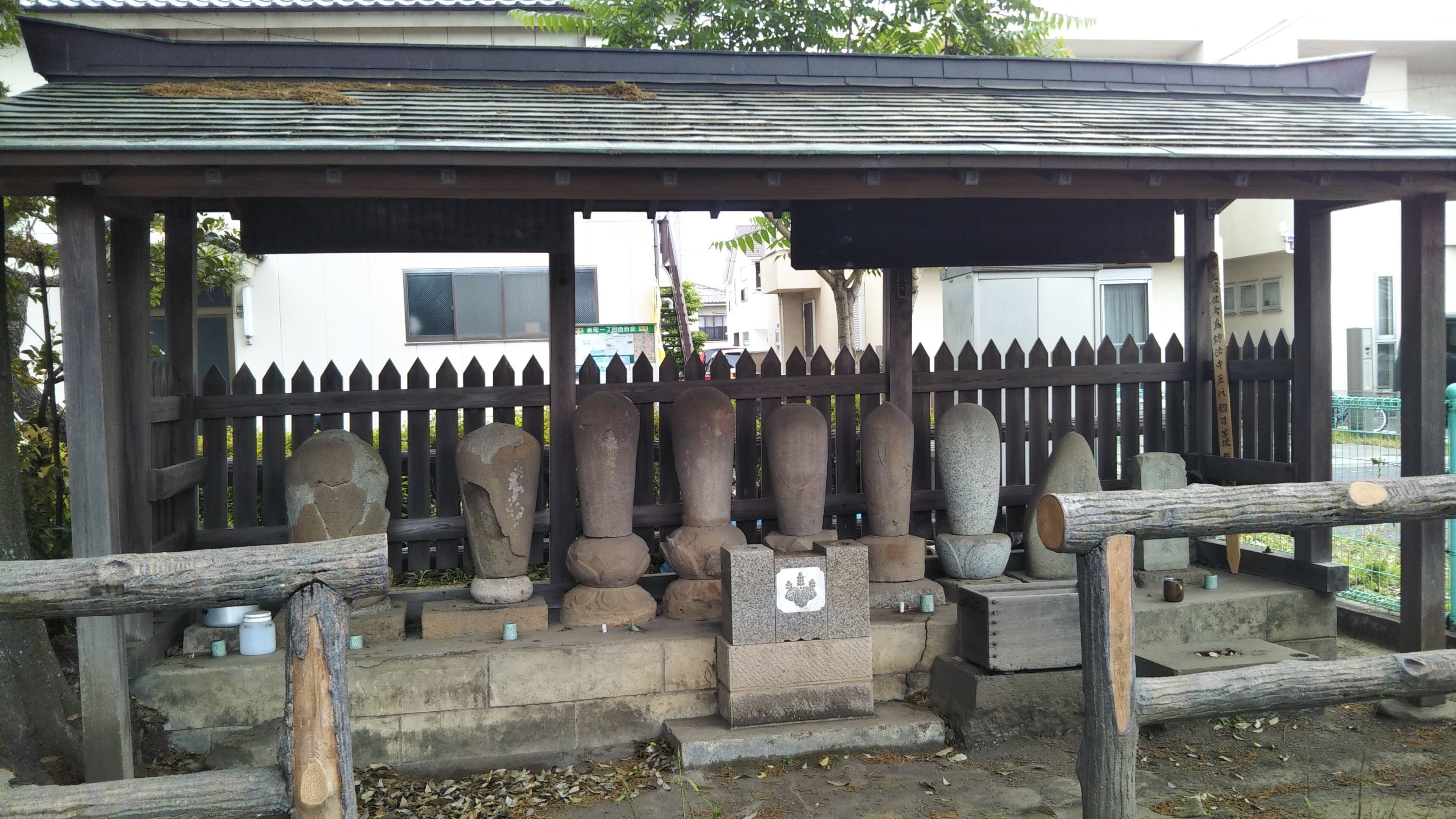 贈り物 虚無僧寺総本山鈴法寺菩提寺☆新宿法身寺『探墓行』｜kataha 人文