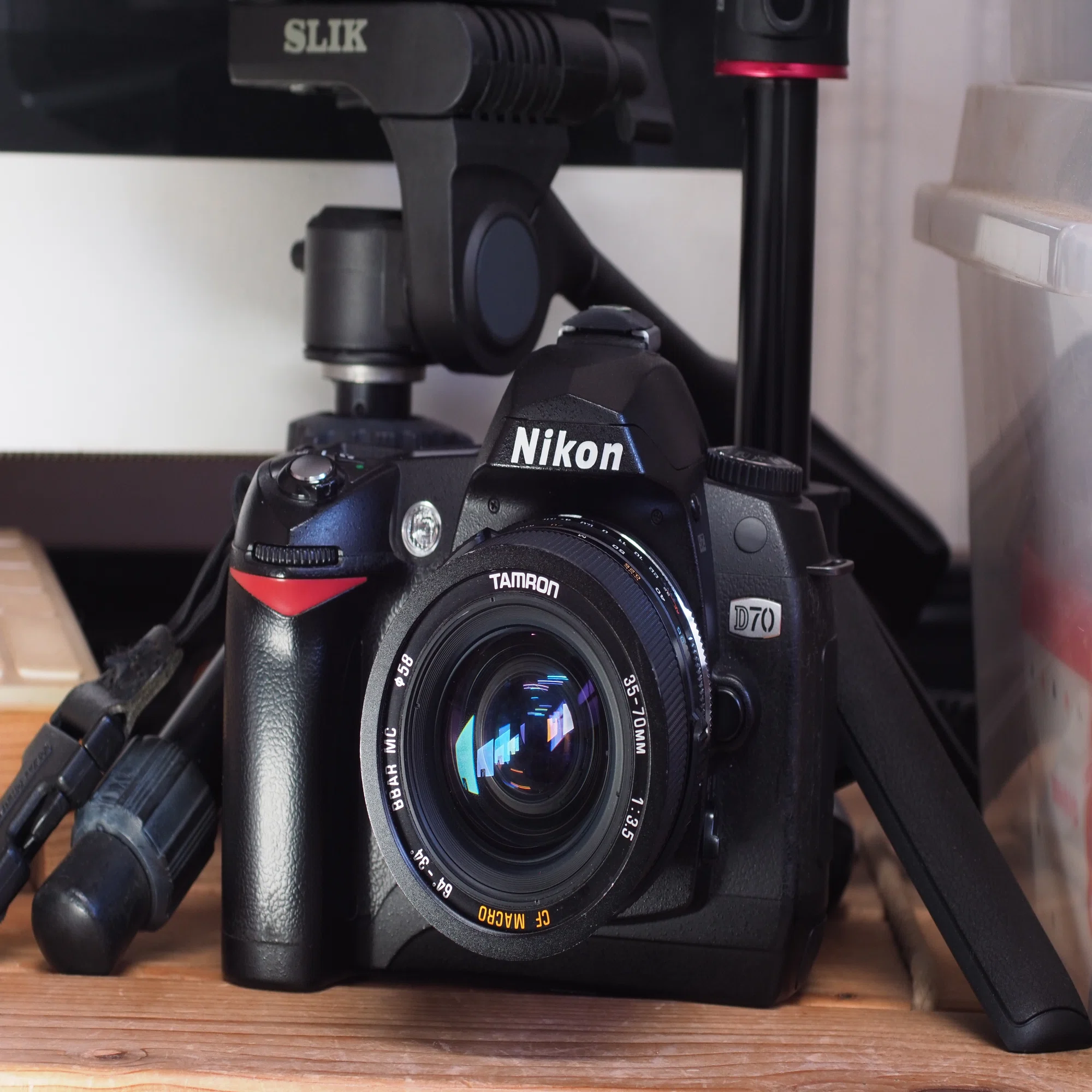 レンズ沼あれこれ：ニコンD70とTAMRON 35-70mm F3.5 CF MACRO BBAR MC 
