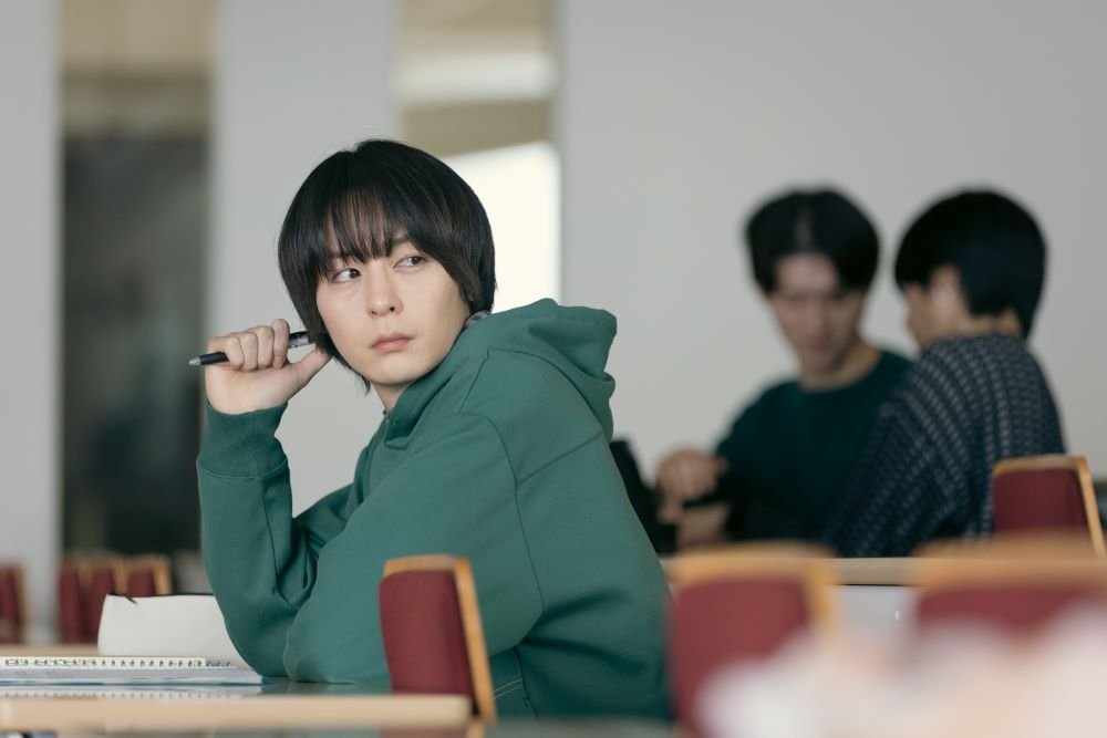 犬飼貴丈さん演じる“モブ”／「絶対BL2024」場面写真より(c)FANY Studio