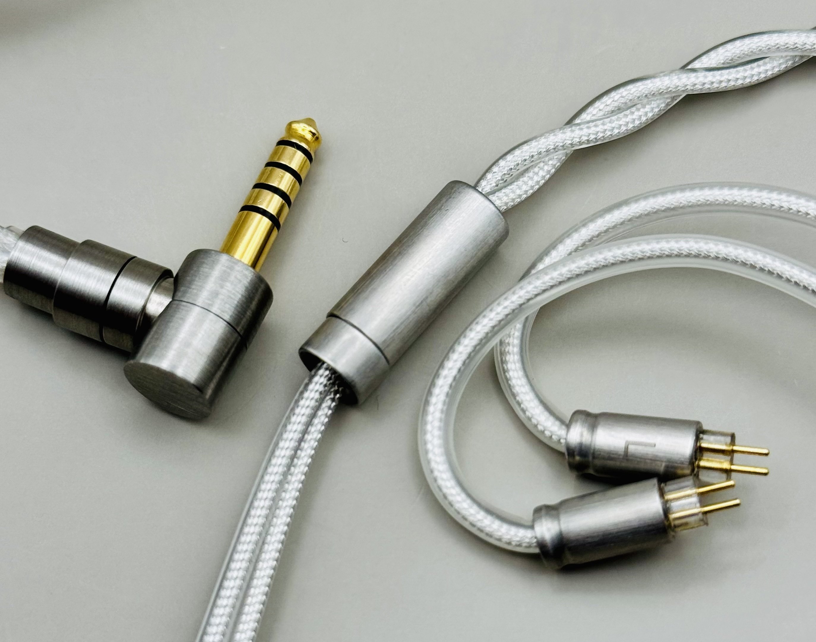 TWISTURA リケーブル String TWISTURA String リケーブル 交換用ケーブル 交換対応プラグ イヤホン