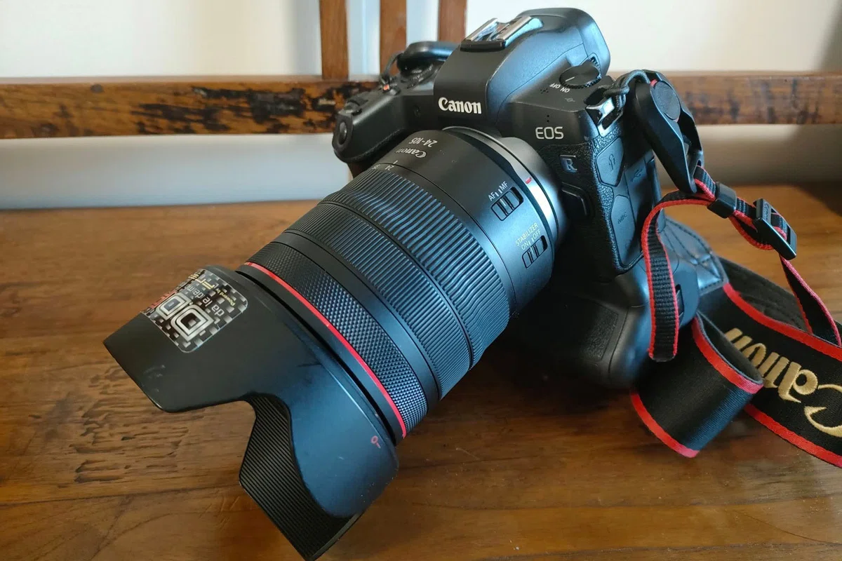 CANON EOS R +RF 24-105mm F4 L IS USMで東京オートサロン2025に行っ 