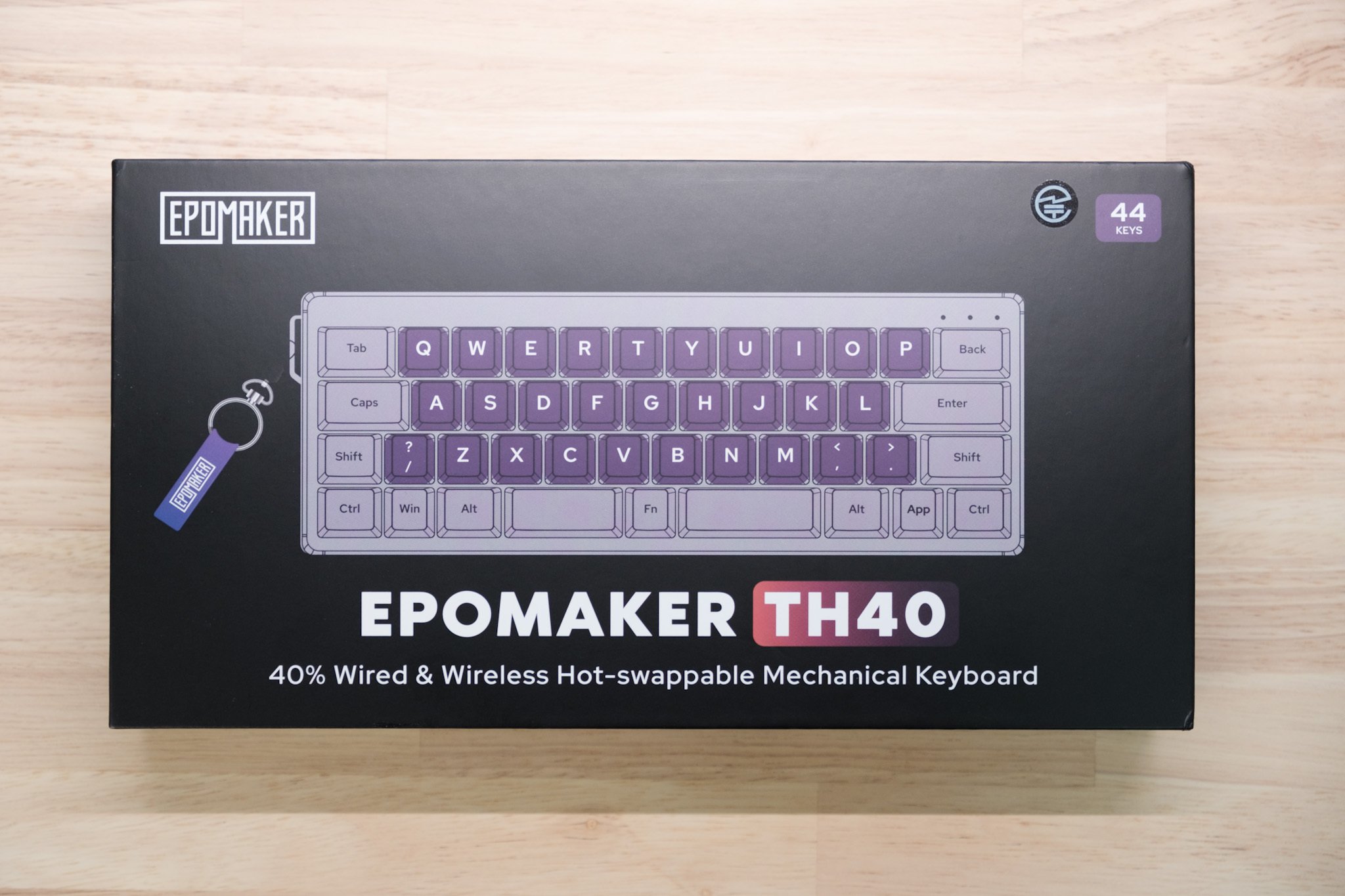 40%レイアウトのコンパクトメカニカルキーボードEPOMAKER TH40